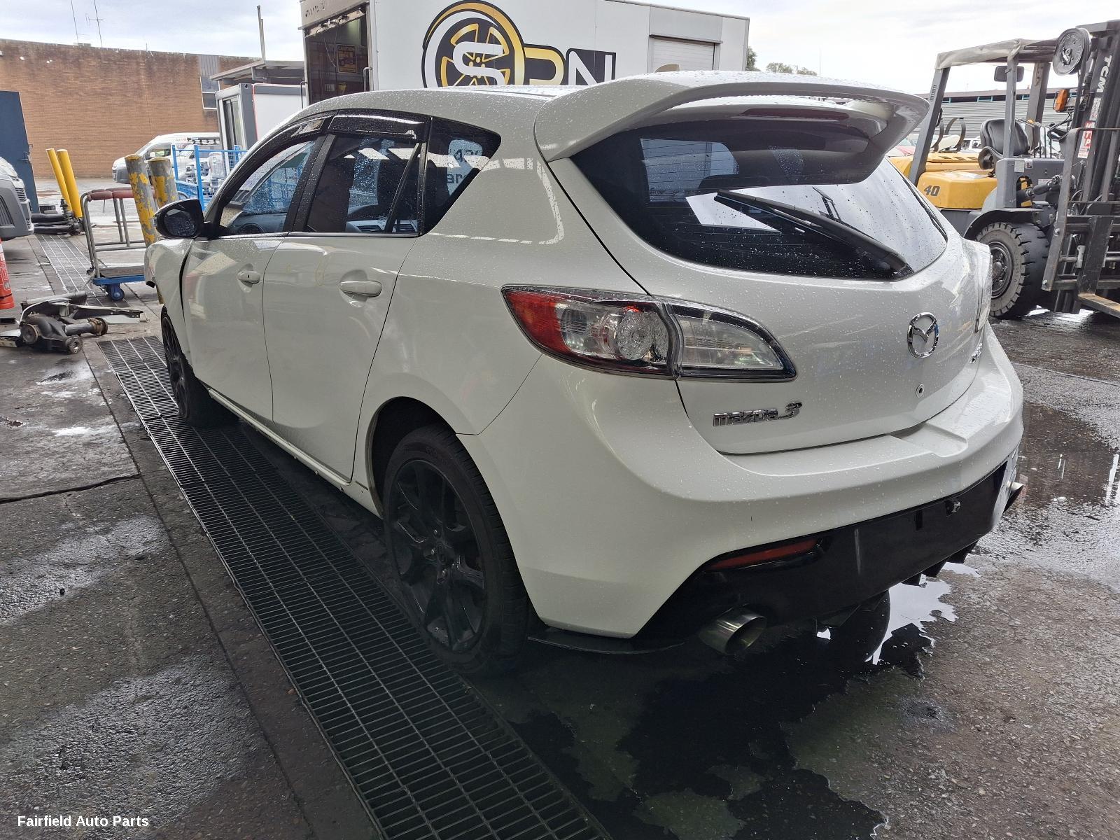 2009-2013 Mazda 3 Air Cleaner Box