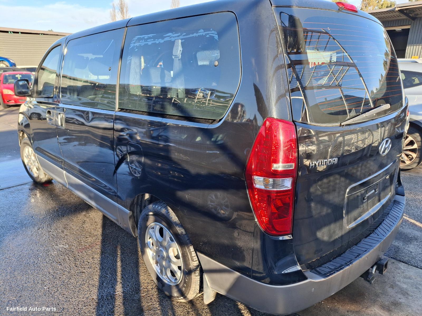 2012 Hyundai Iload/imax Fan