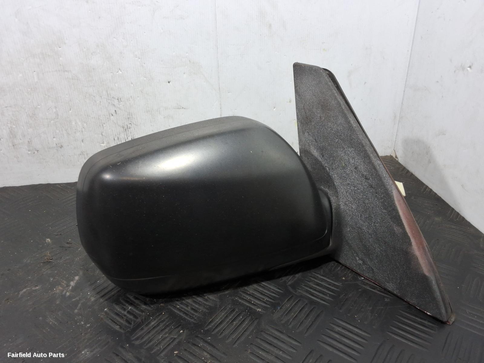 2000-2005 Toyota Rav4 Right Door Mirror