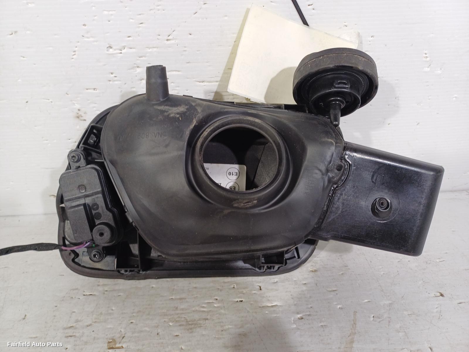 2016-2024 Volkswagen Tiguan Fuel Door Filler