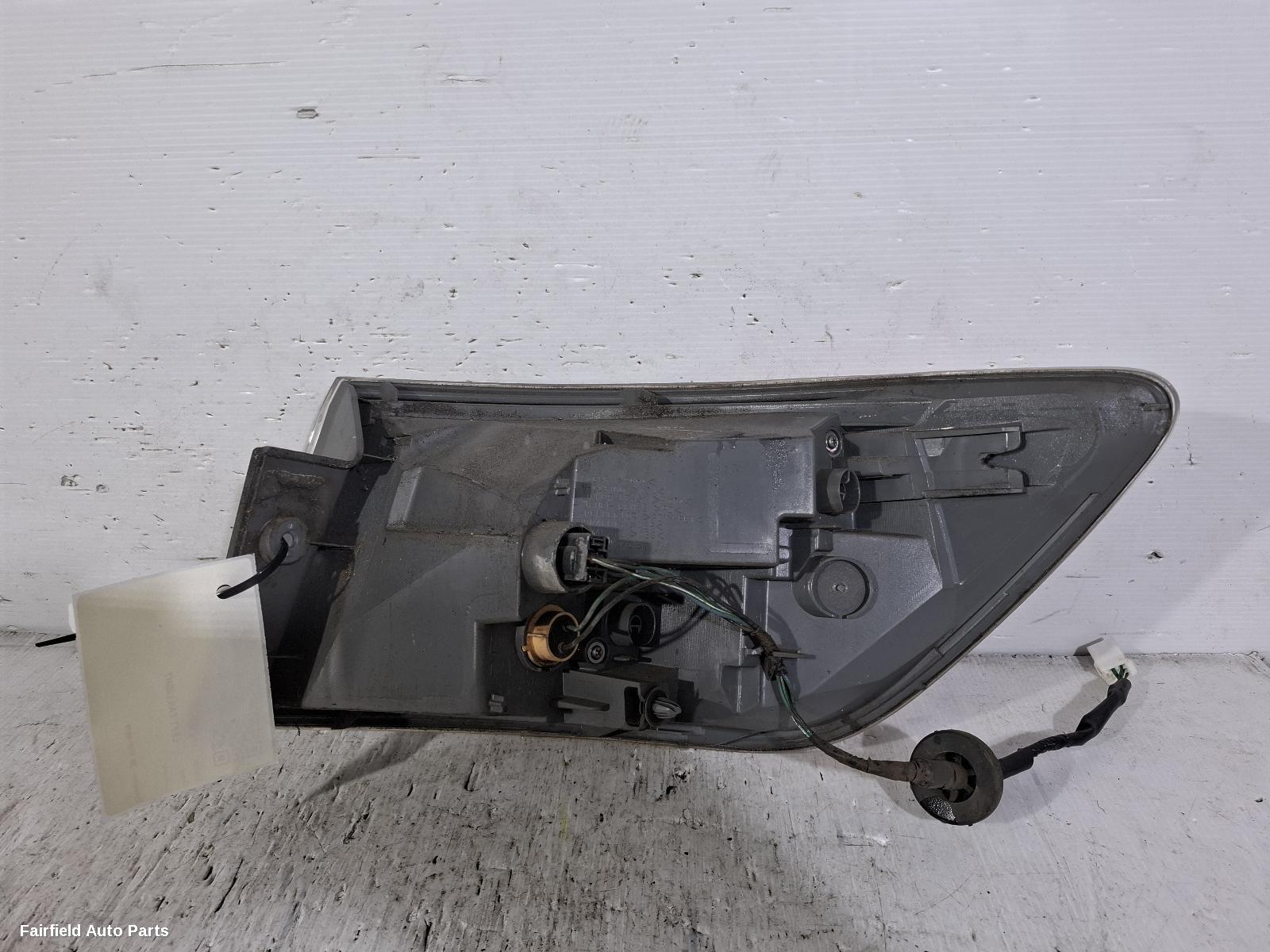 2007-2009 Mazda Cx9 Left Taillight