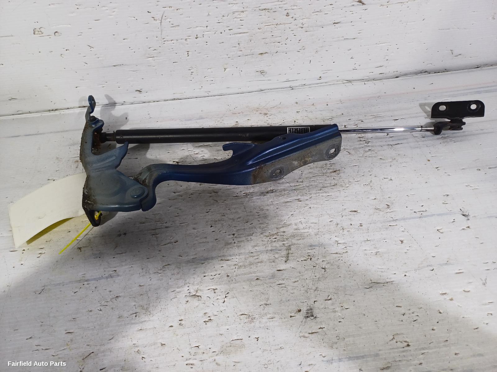 2011-2017 Subaru Impreza Bonnet Hinge Strut