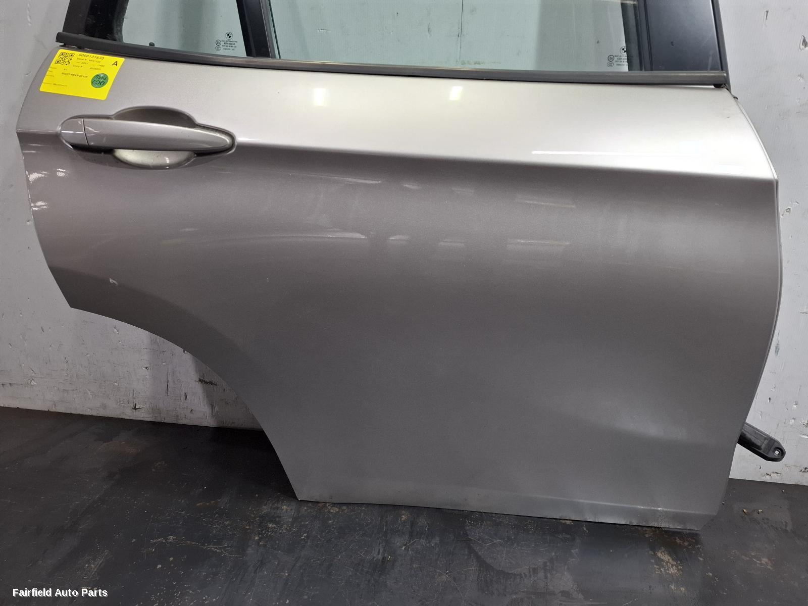 2010-2015 Bmw X1 Right Rear Door Sliding
