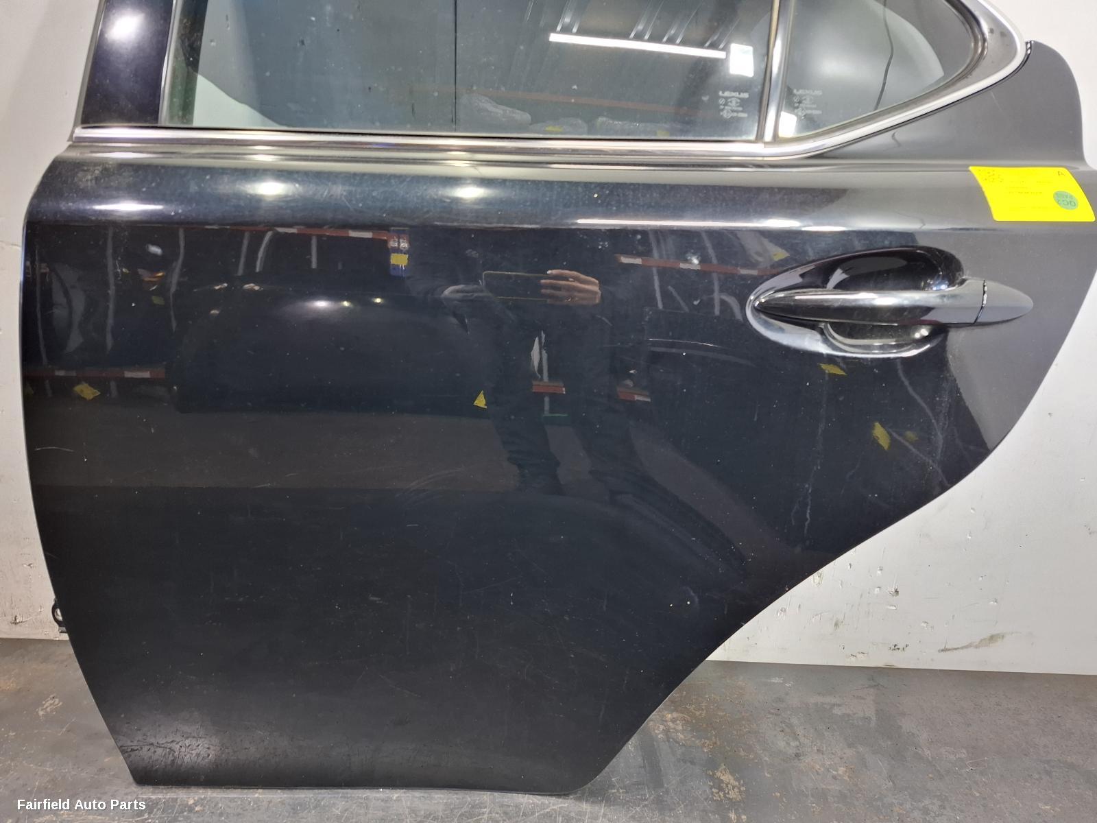 2005-2013 Lexus Is250/is250c Left Rear Door Sliding