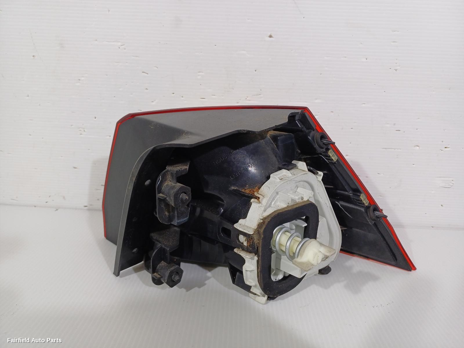 2015-2017 Volkswagen Golf Left Taillight