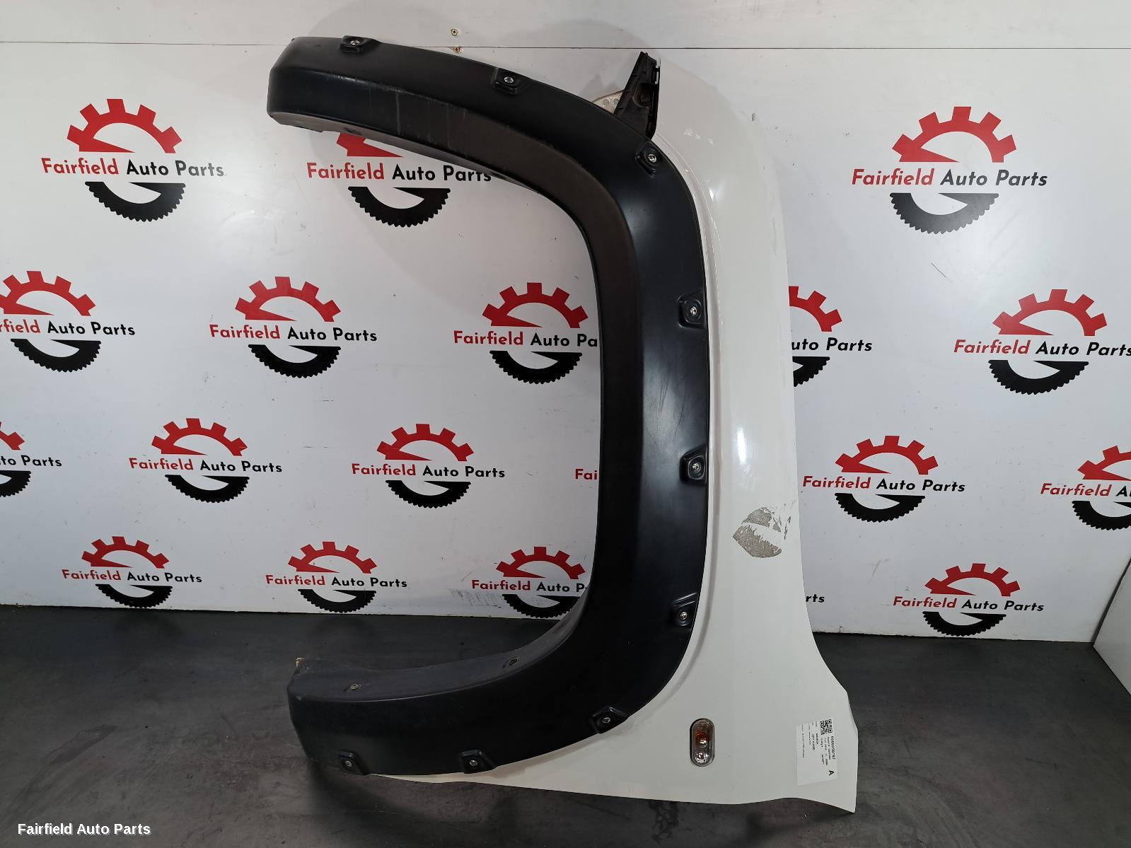 2010-2017 Volkswagen Amarok Left Guard