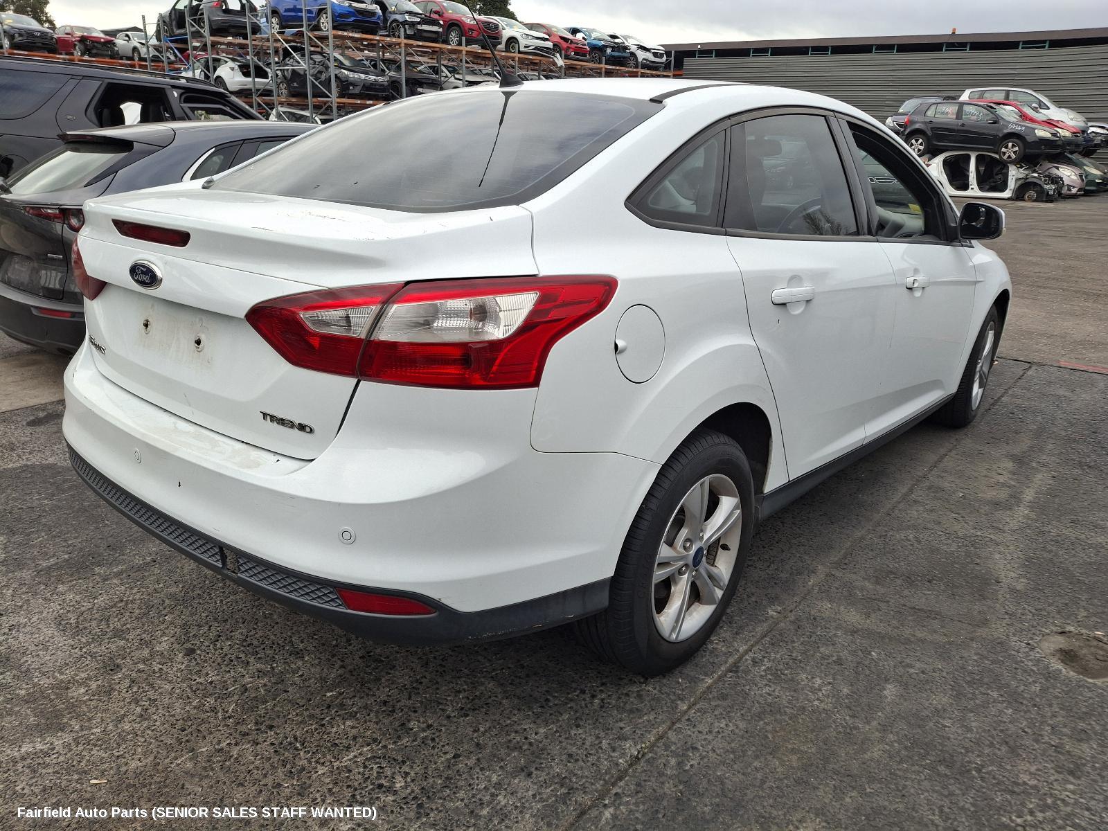 2012 Ford Focus Left Headlamp