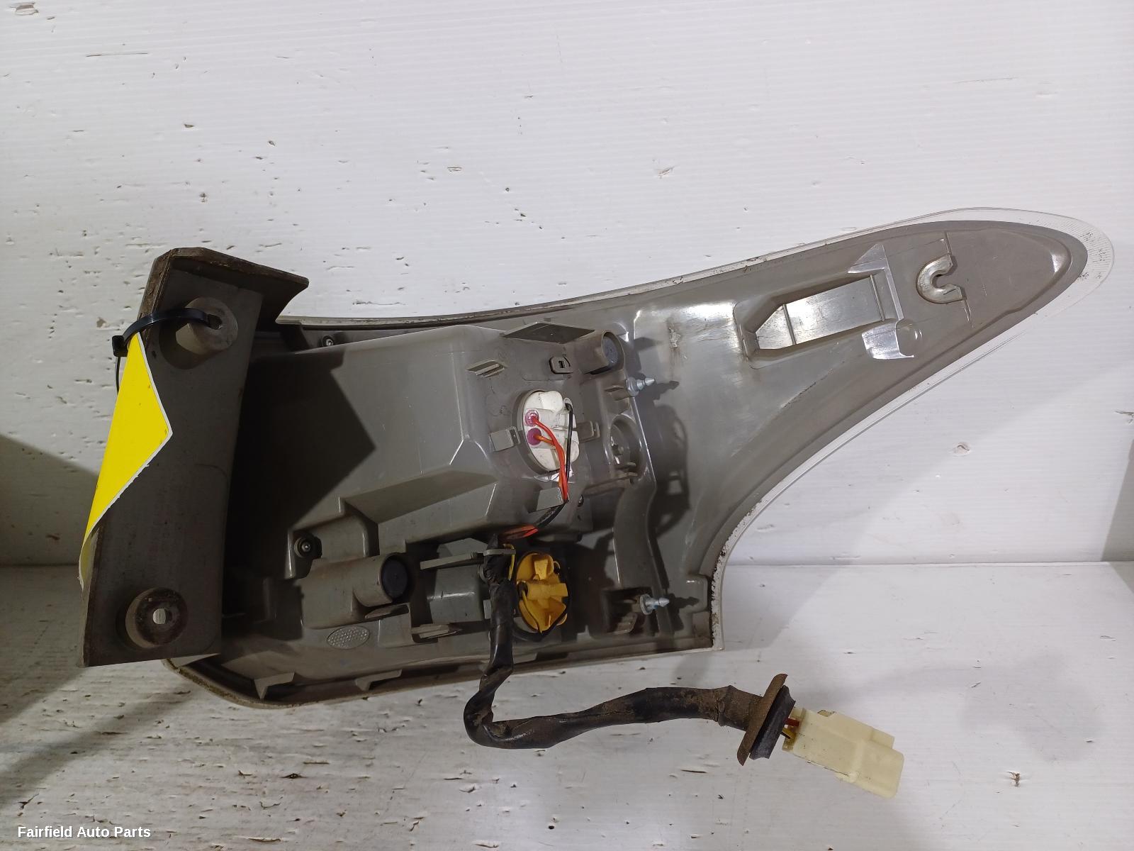 2012-2015 Mitsubishi Outlander Left Taillight