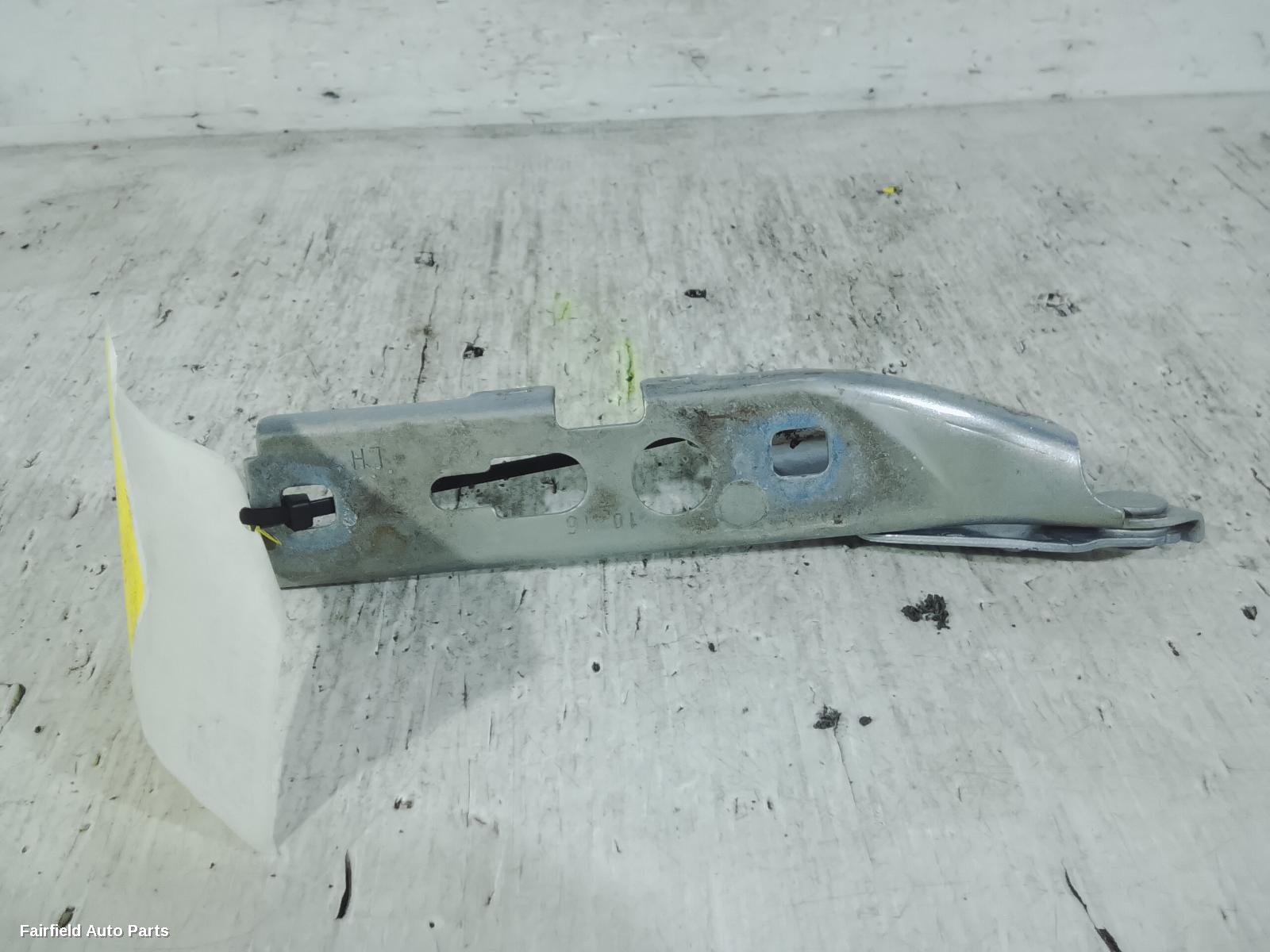 2012-2018 Audi Q3 Bonnet Hinge Strut