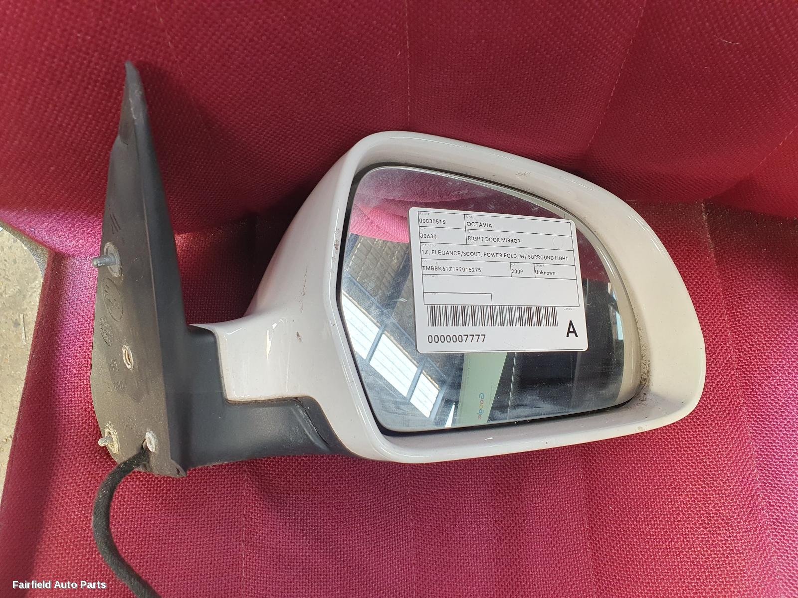 2009 Skoda Octavia Right Door Mirror