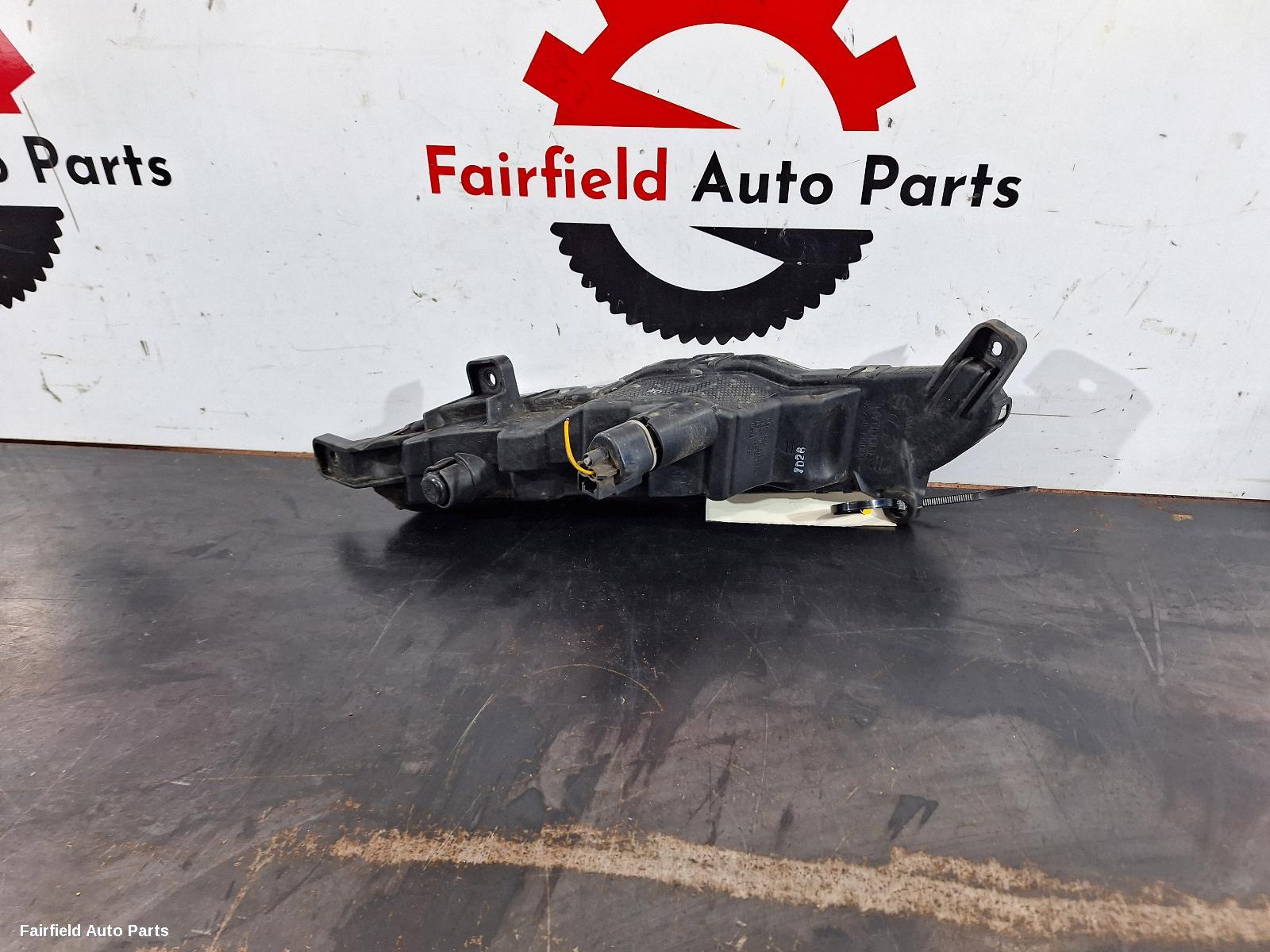 2015-2018 Hyundai Tucson Right Indicator Fog Side