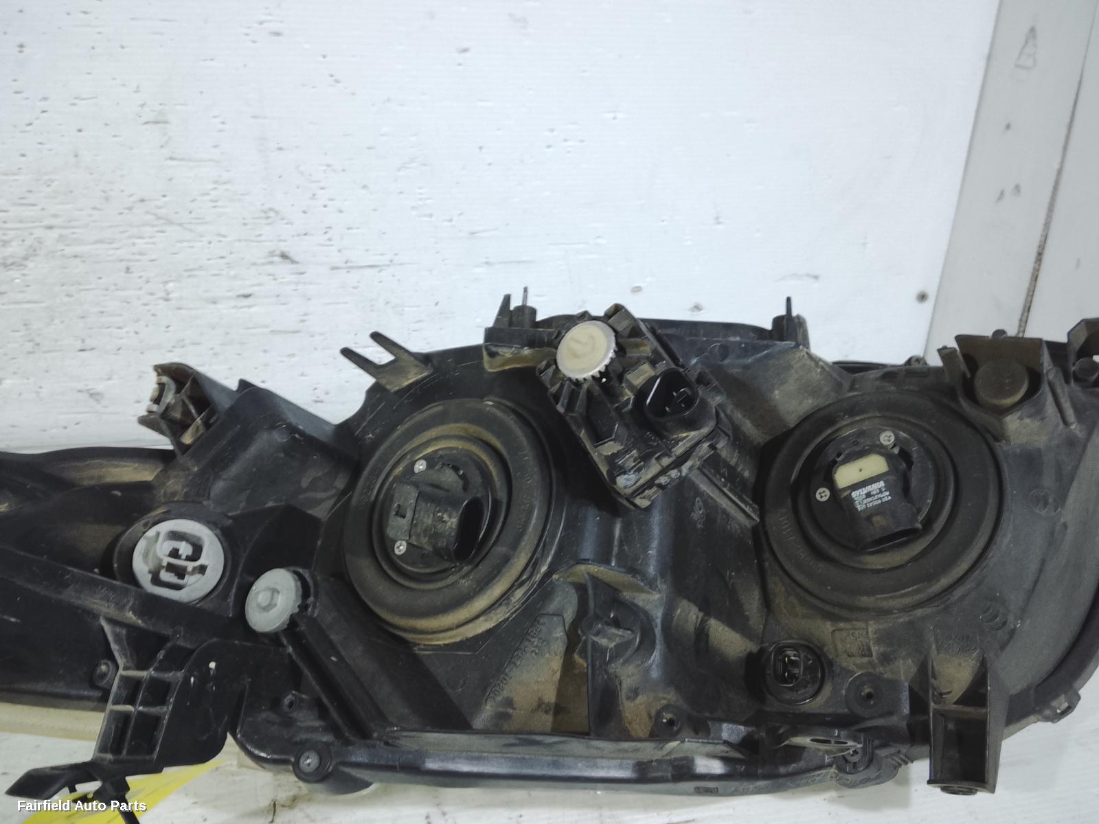 2007-2010 Toyota Corolla Right Headlamp