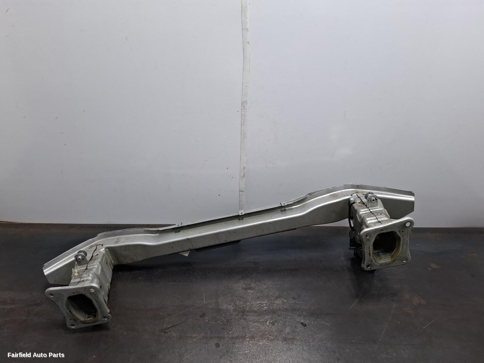 2012 Ford Focus F Bar Reinforc Brack
