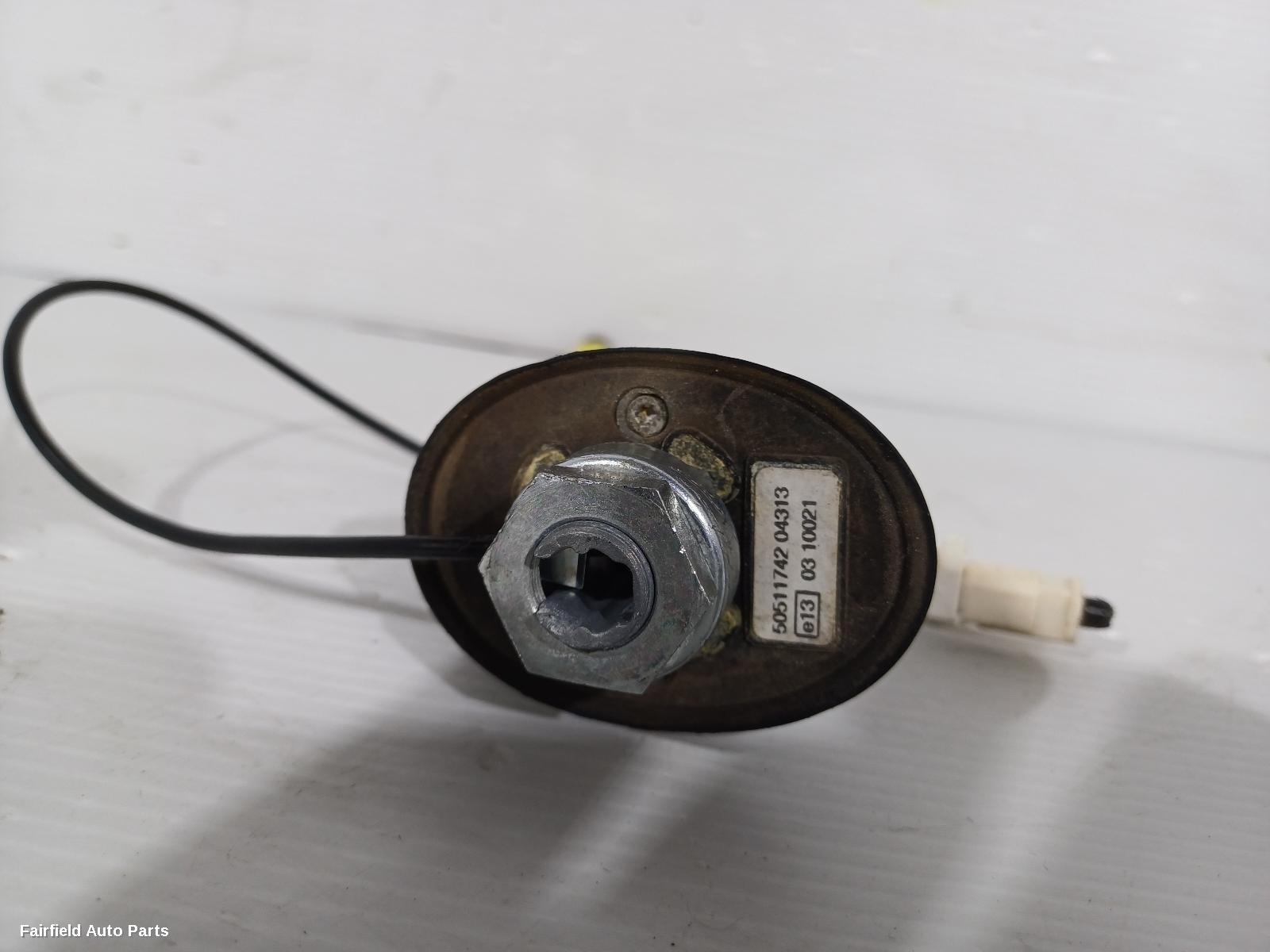 2011-2020 Alfa Romeo Giulietta Antenna