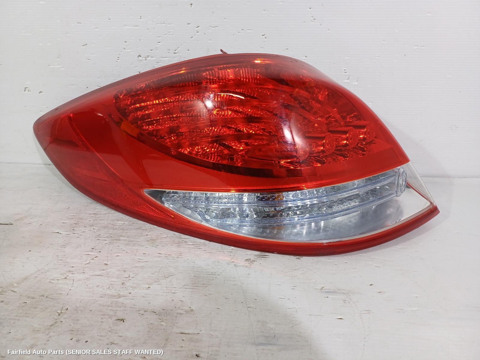 2013 Hyundai Veloster Left Taillight