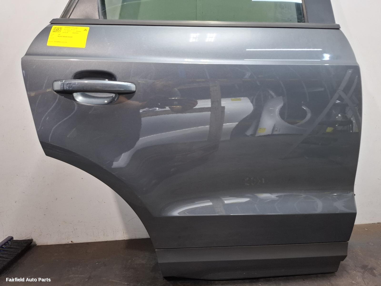 2012-2018 Audi Q3 Right Rear Door Sliding