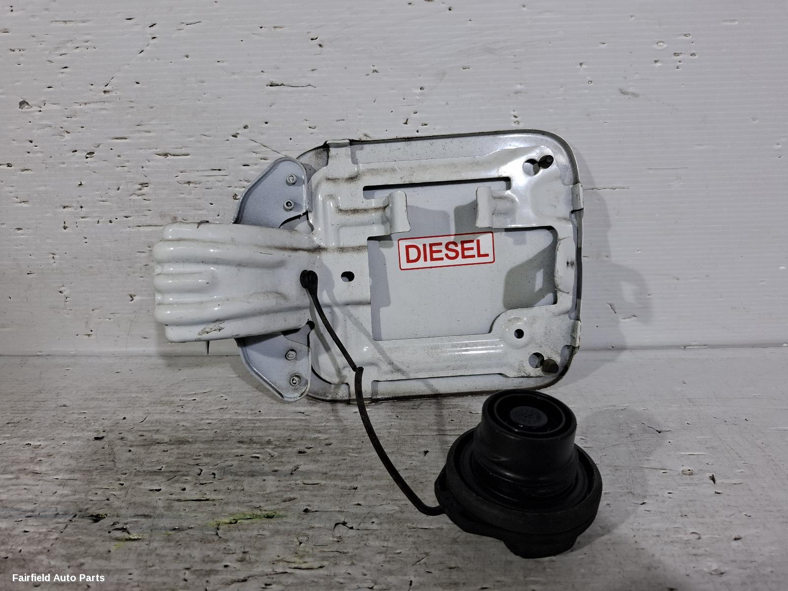 2015-2021 Ldv G10 Fuel Door Filler