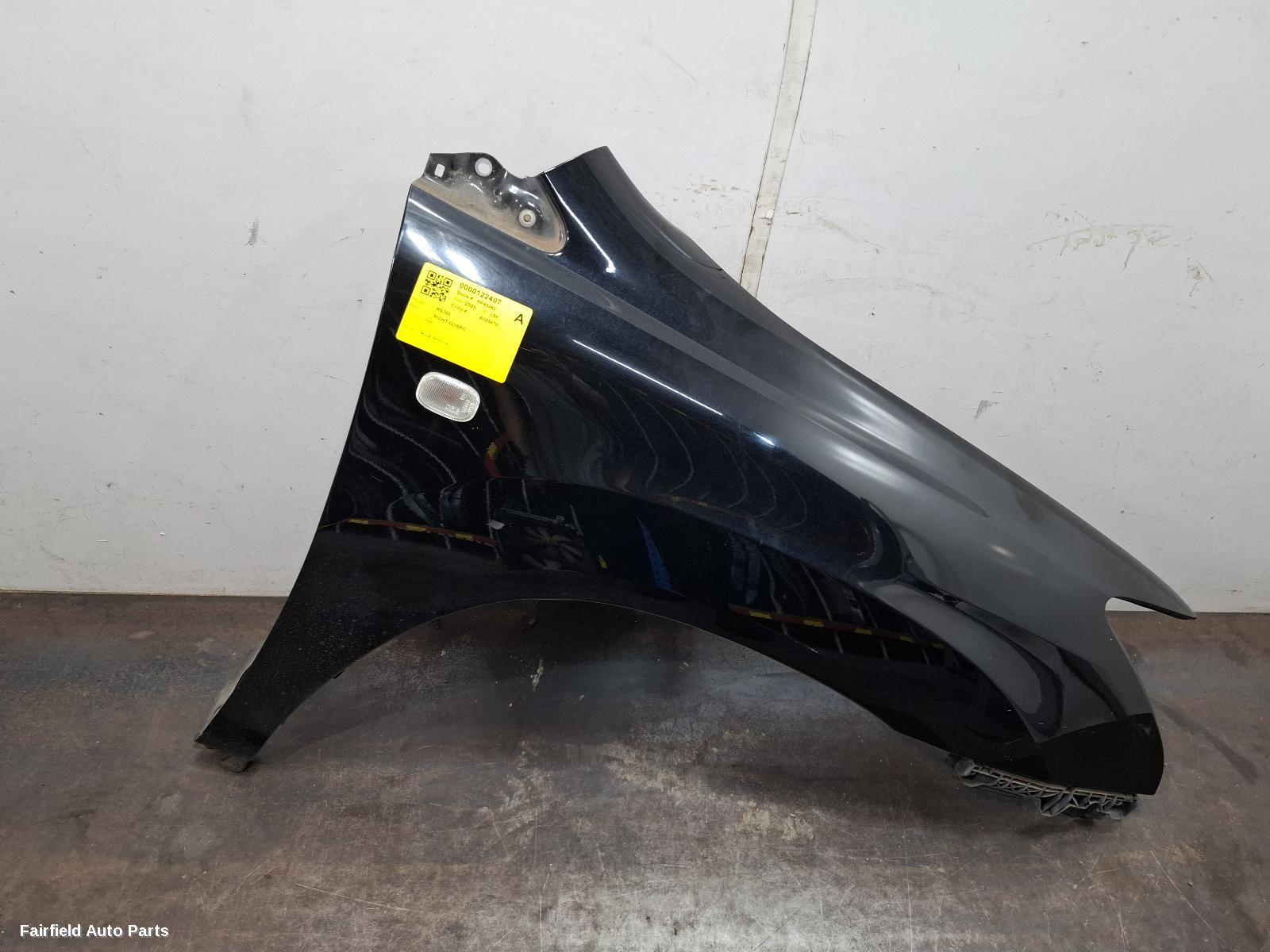 2003-2005 Lexus Rx Series Right Guard