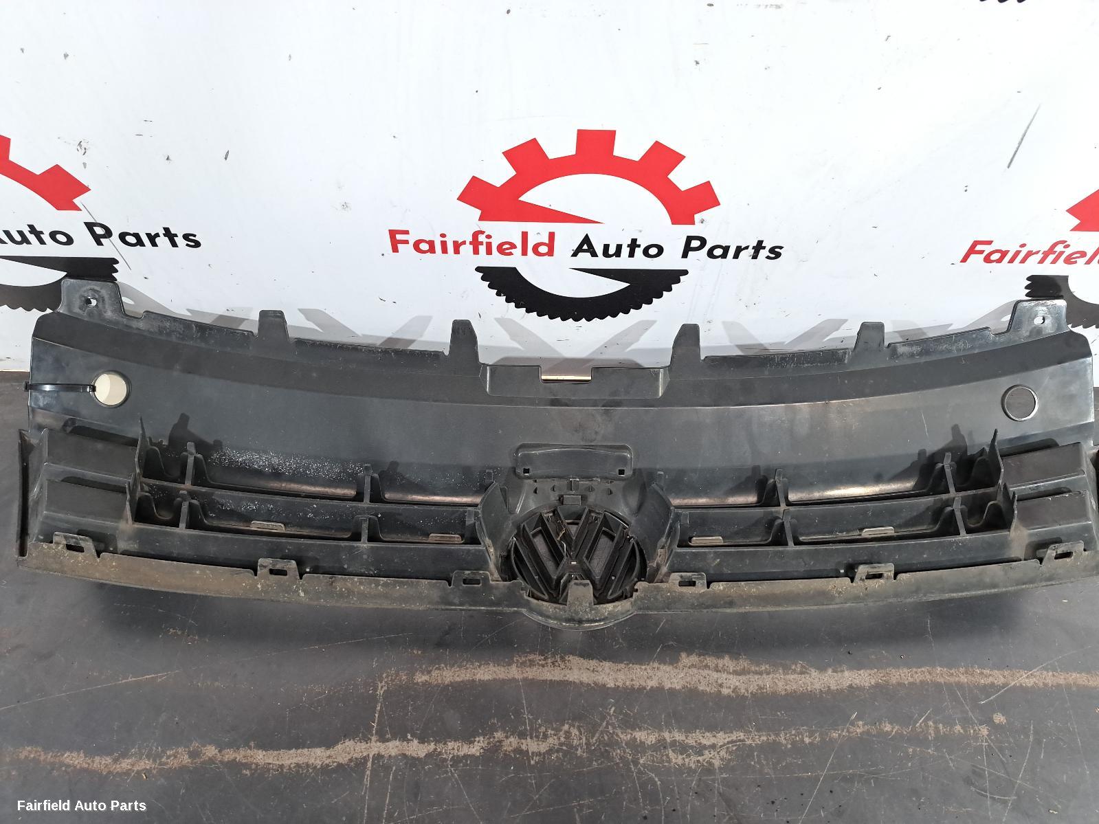 2010-2014 Volkswagen Polo Grille
