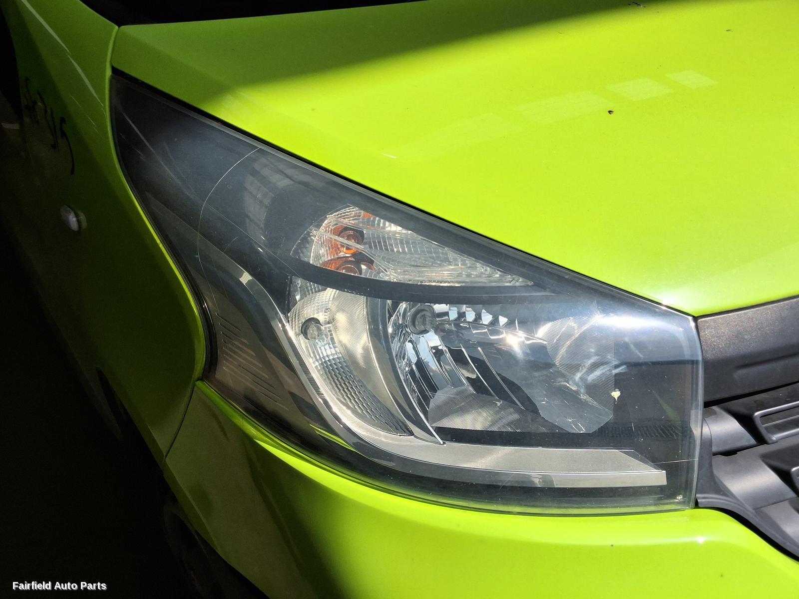 2016 Renault Trafic Right Headlamp
