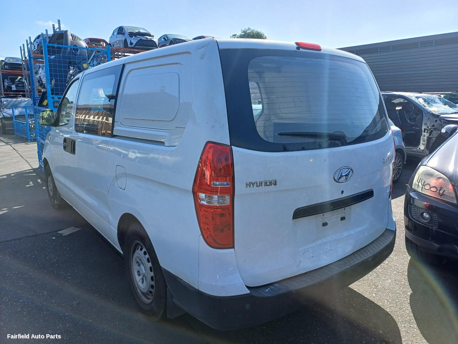 2010 Hyundai Iload/imax Left Rear Door Window