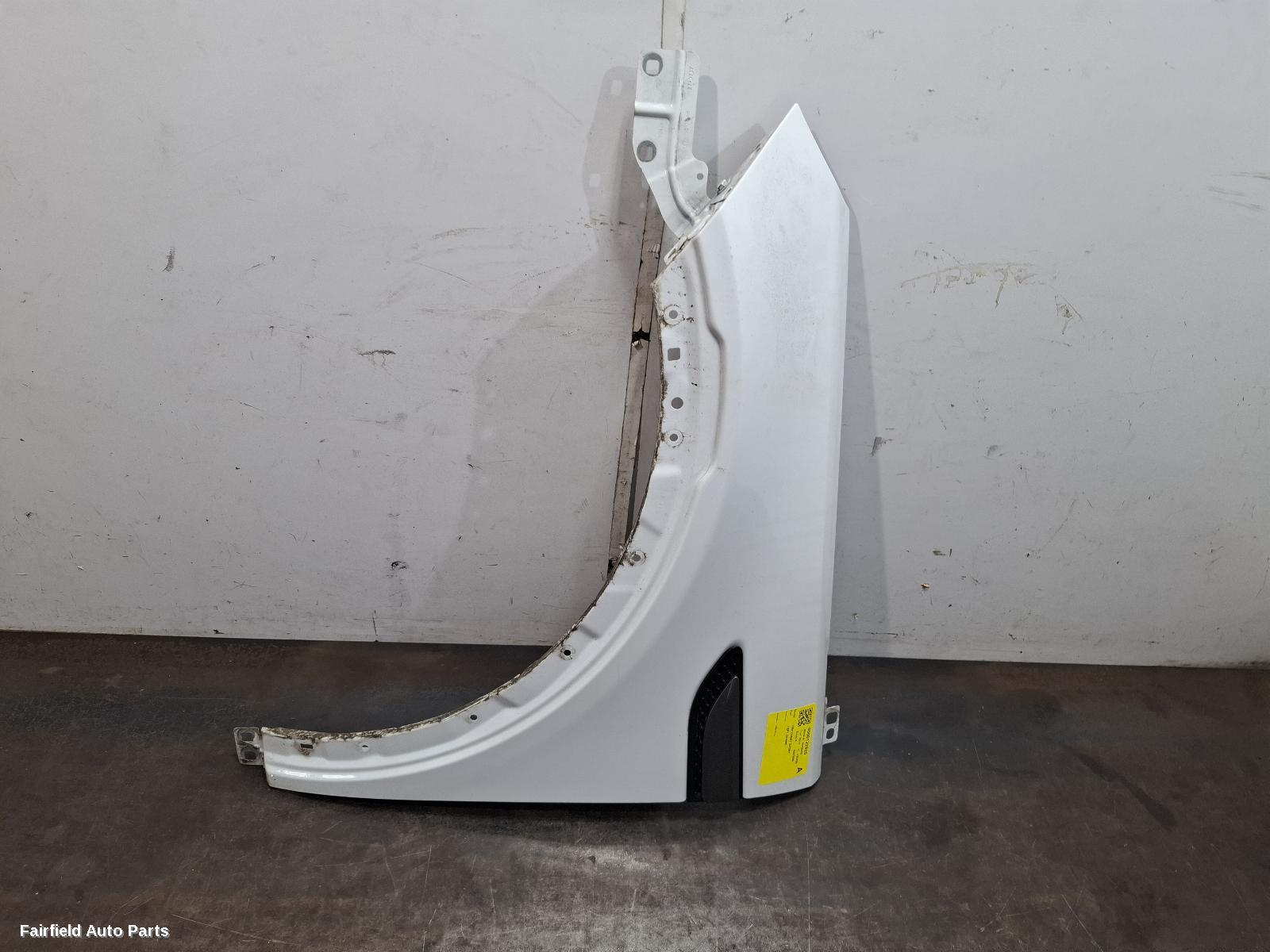2015-2026 Land Rover Discovery Sport Left Guard