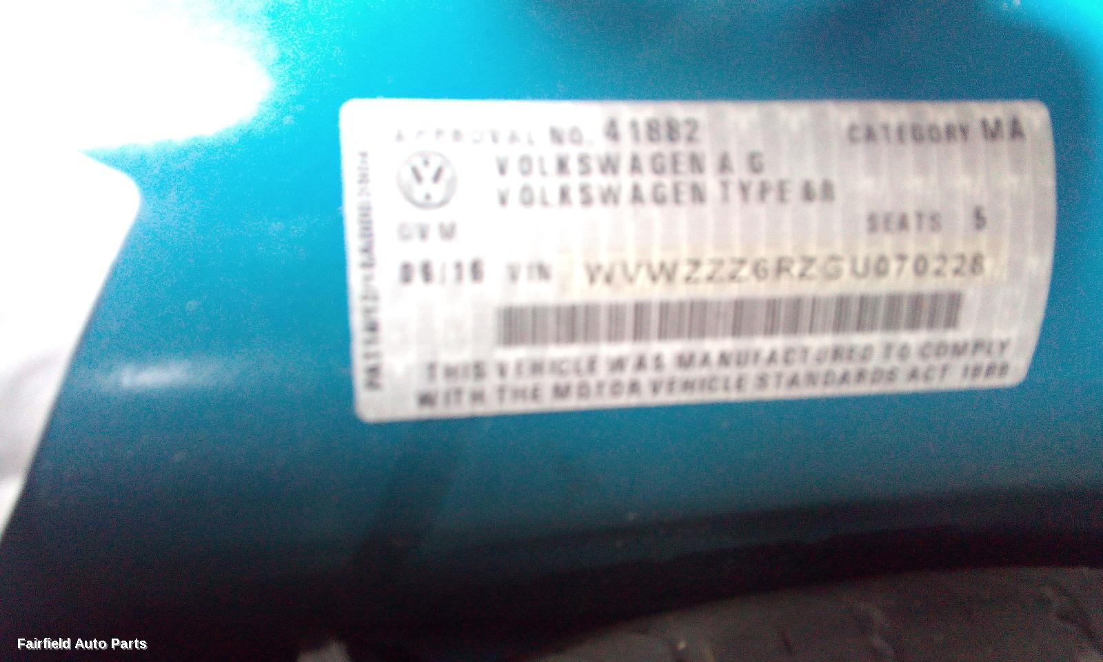 2016 Volkswagen Polo Right Taillight