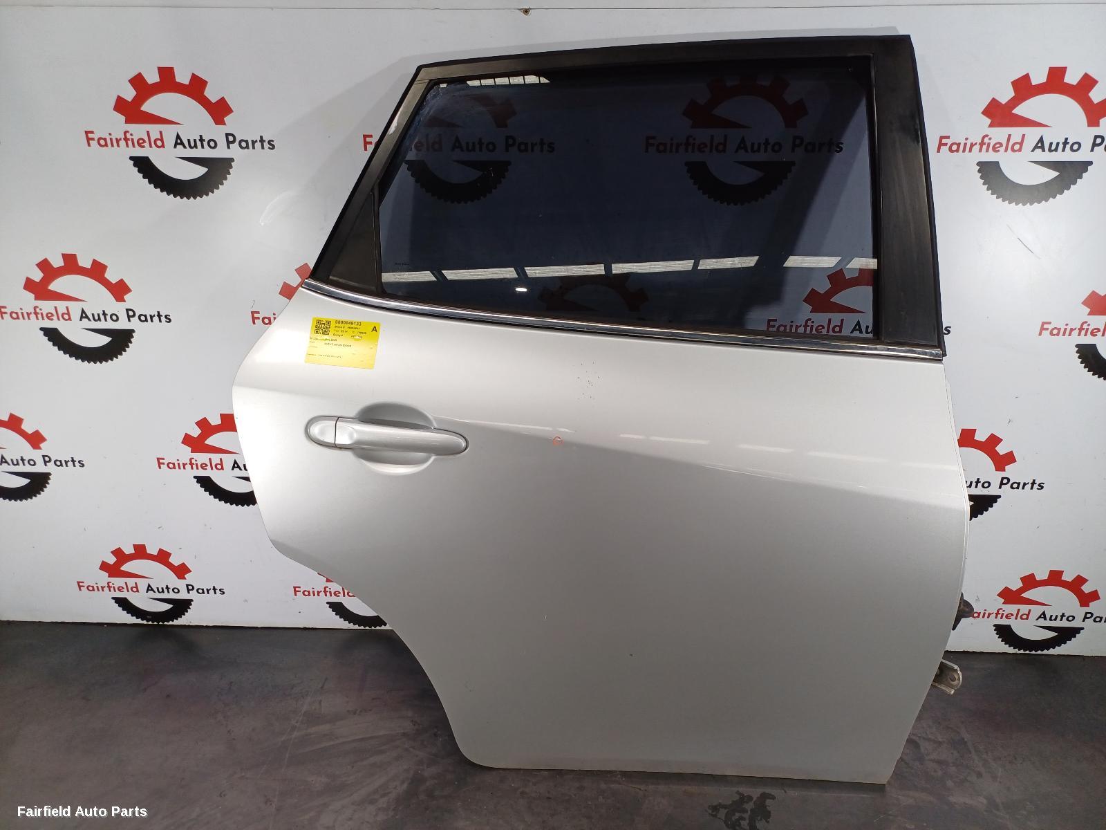 2013-2016 Nissan Pulsar Right Rear Door Sliding
