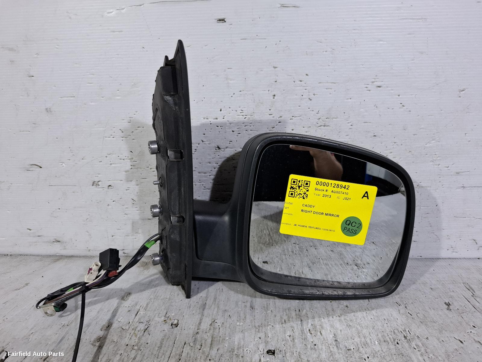 2004-2015 Volkswagen Caddy Right Door Mirror