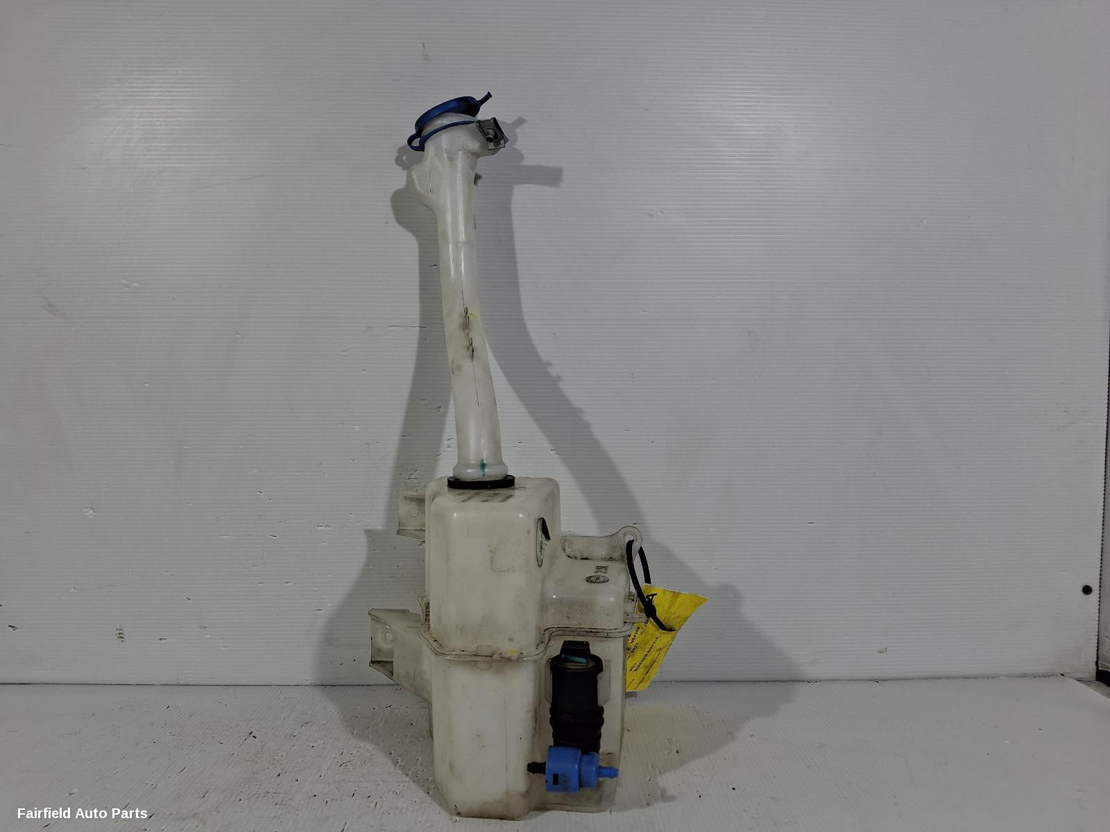 2016-2024 Mg Mg3 Washer Bottle