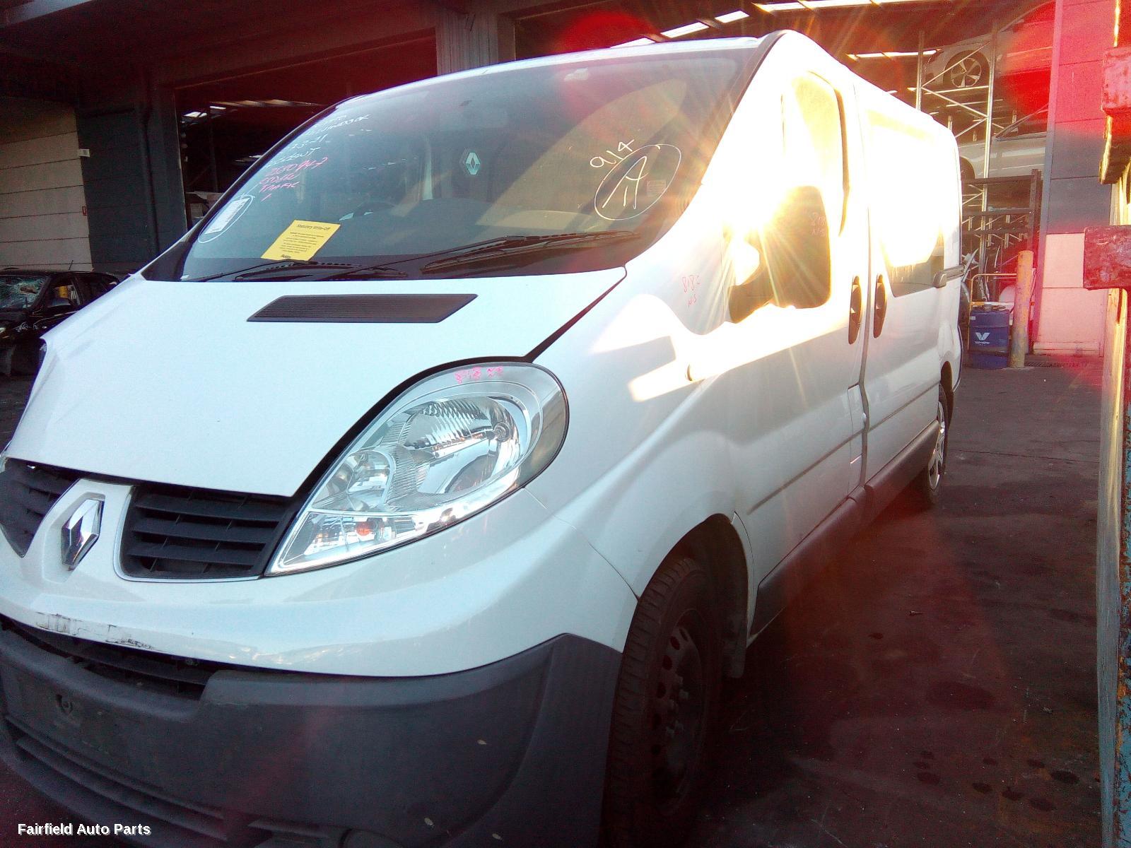 2014 Renault Trafic Rear Bumper
