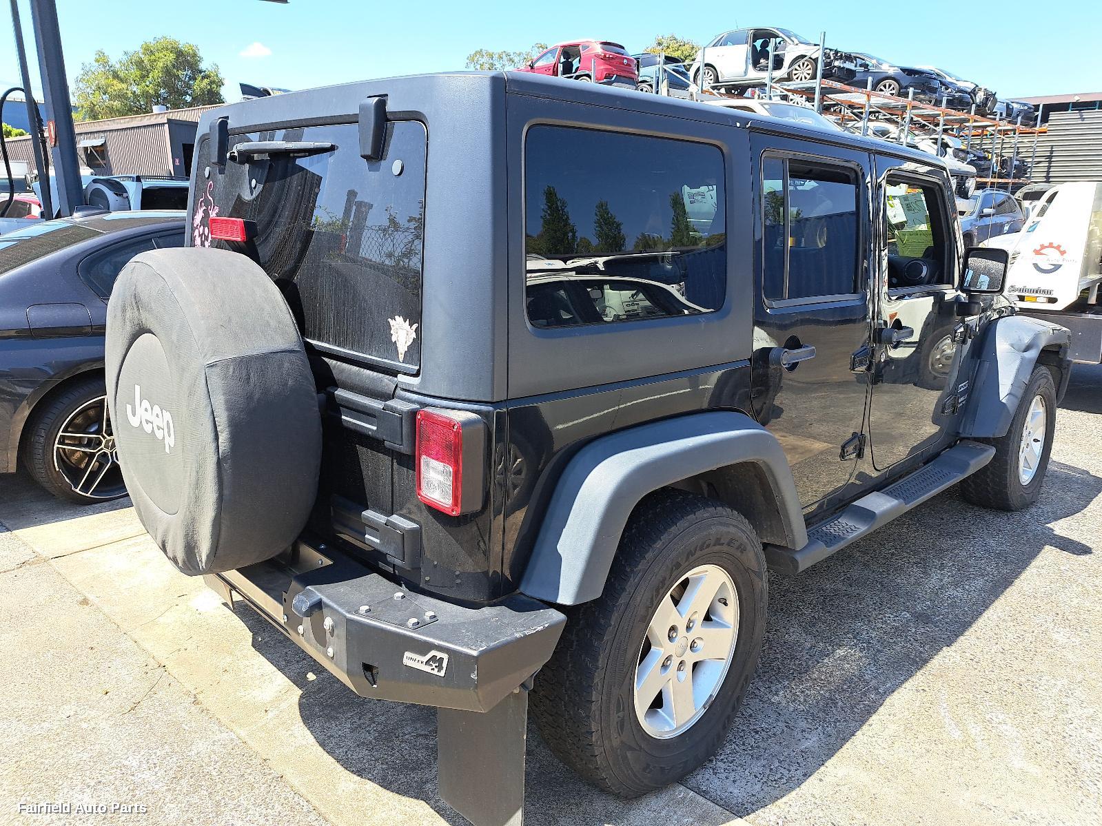 2013 Jeep Wrangler Grille