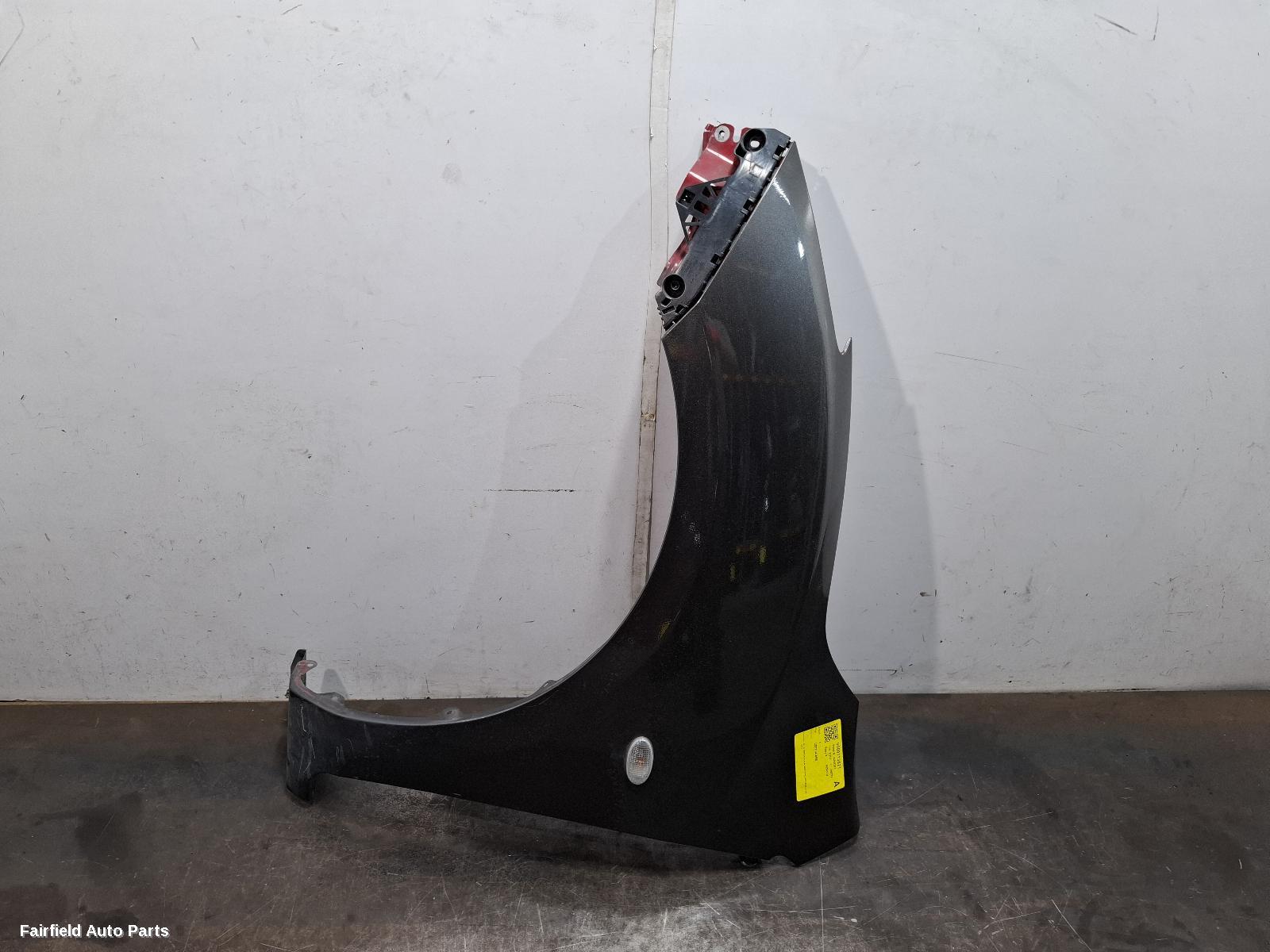 2009-2013 Mazda 3 Left Guard