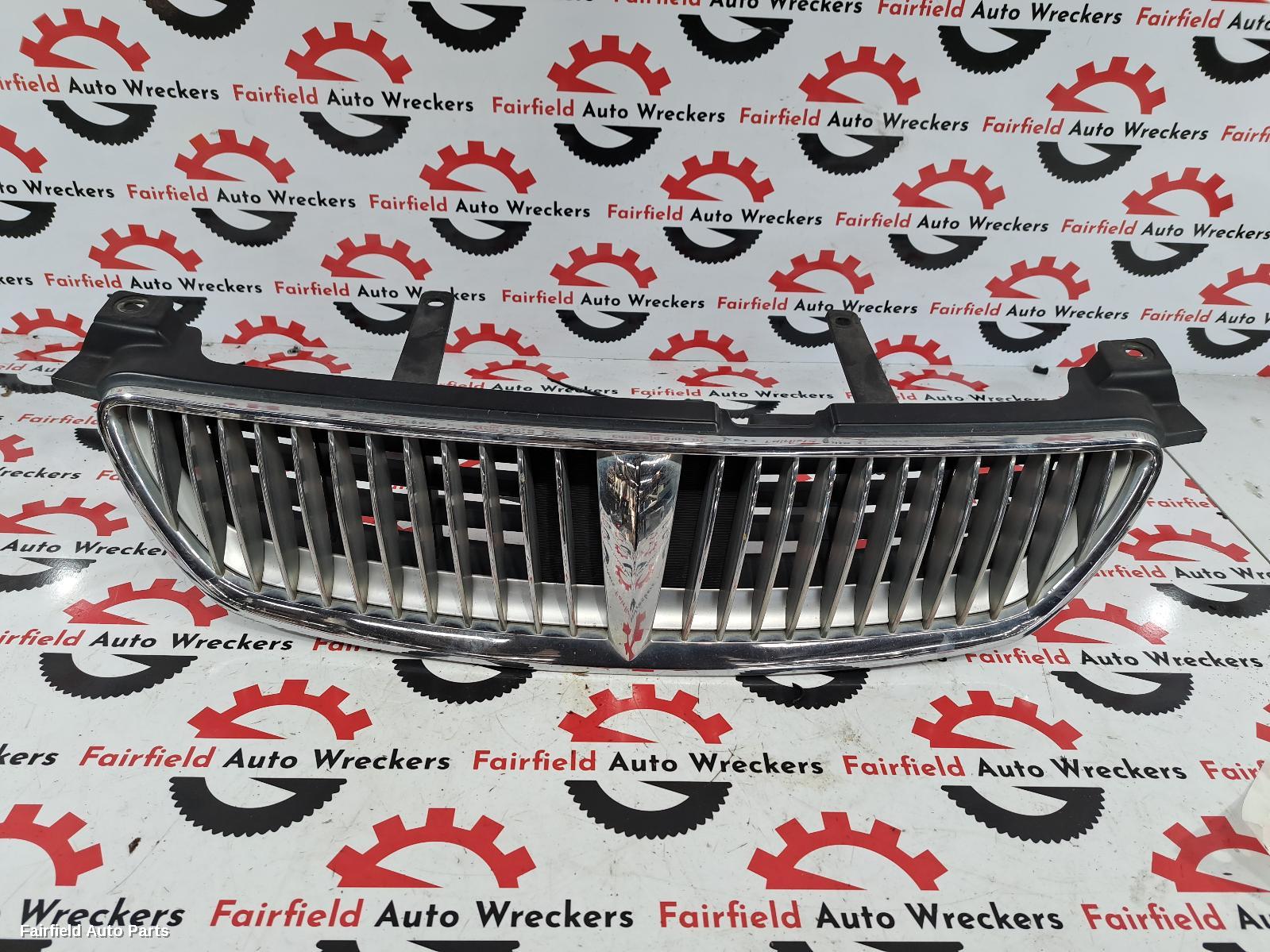 2000 Nissan Pulsar Grille