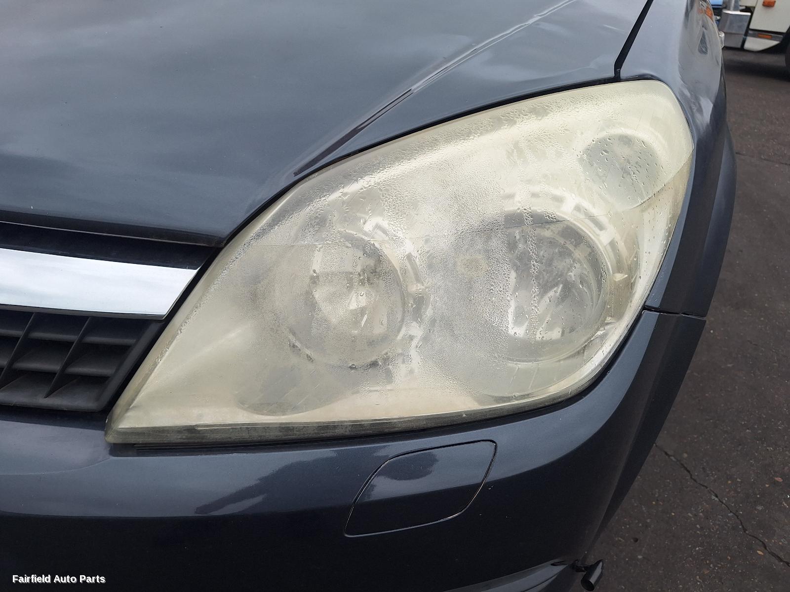 2007 Holden Astra Right Headlamp
