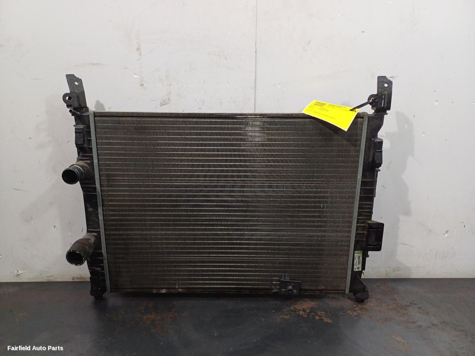 2007-2014 Nissan Dualis Radiator