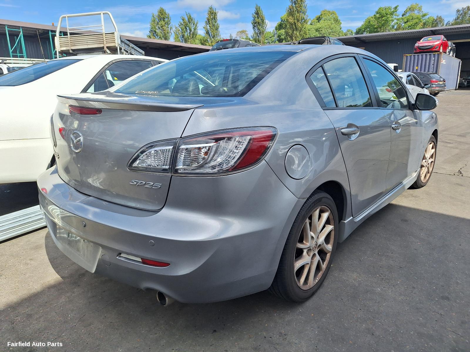 2009-2011 Mazda 3 Left Indicator Fog Side