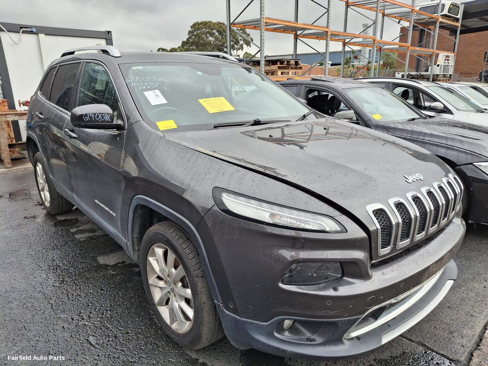 2015 Jeep Cherokee Hatch Strut