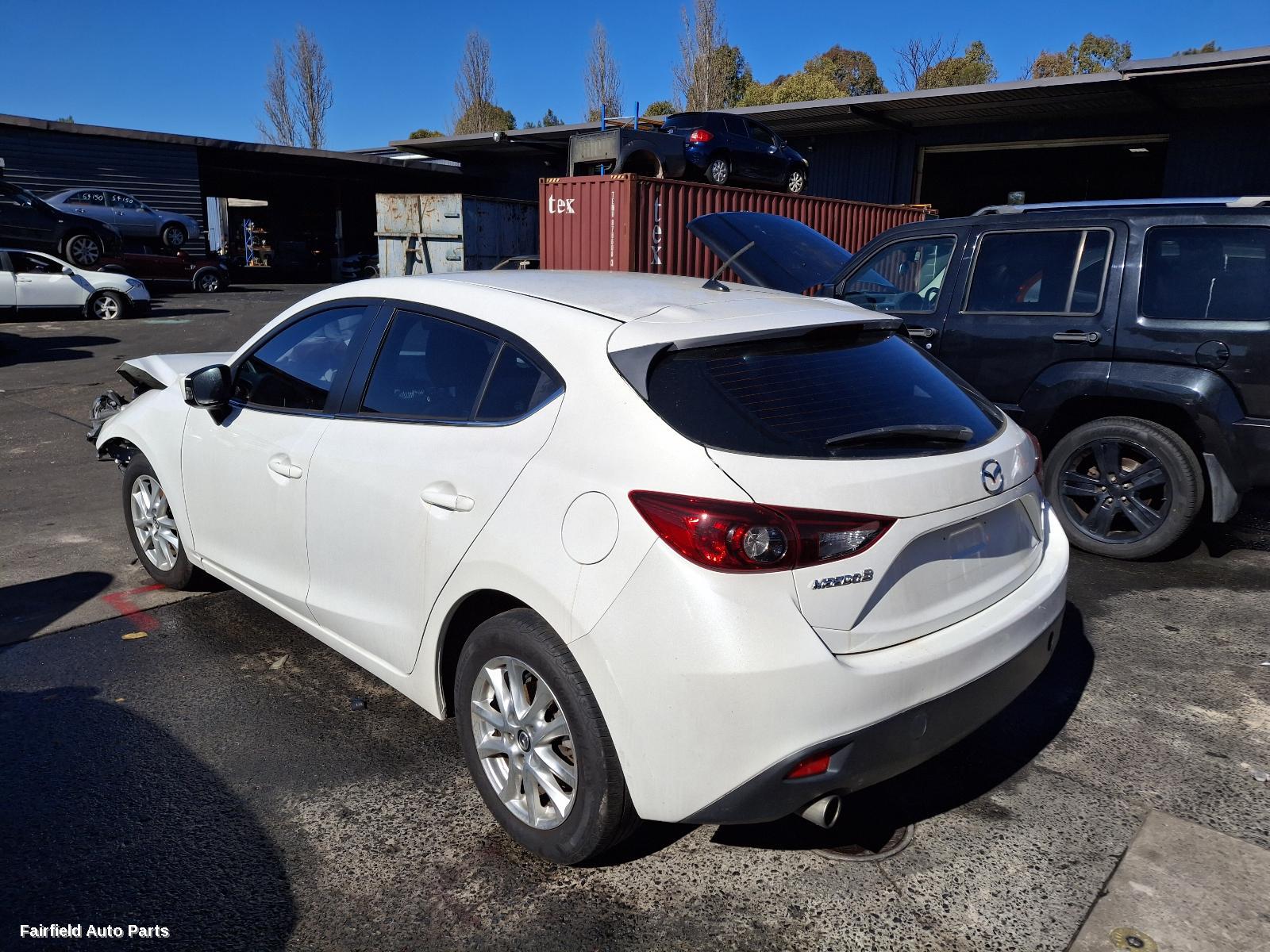 2014 Mazda 3 Left Rear Hub Assembly