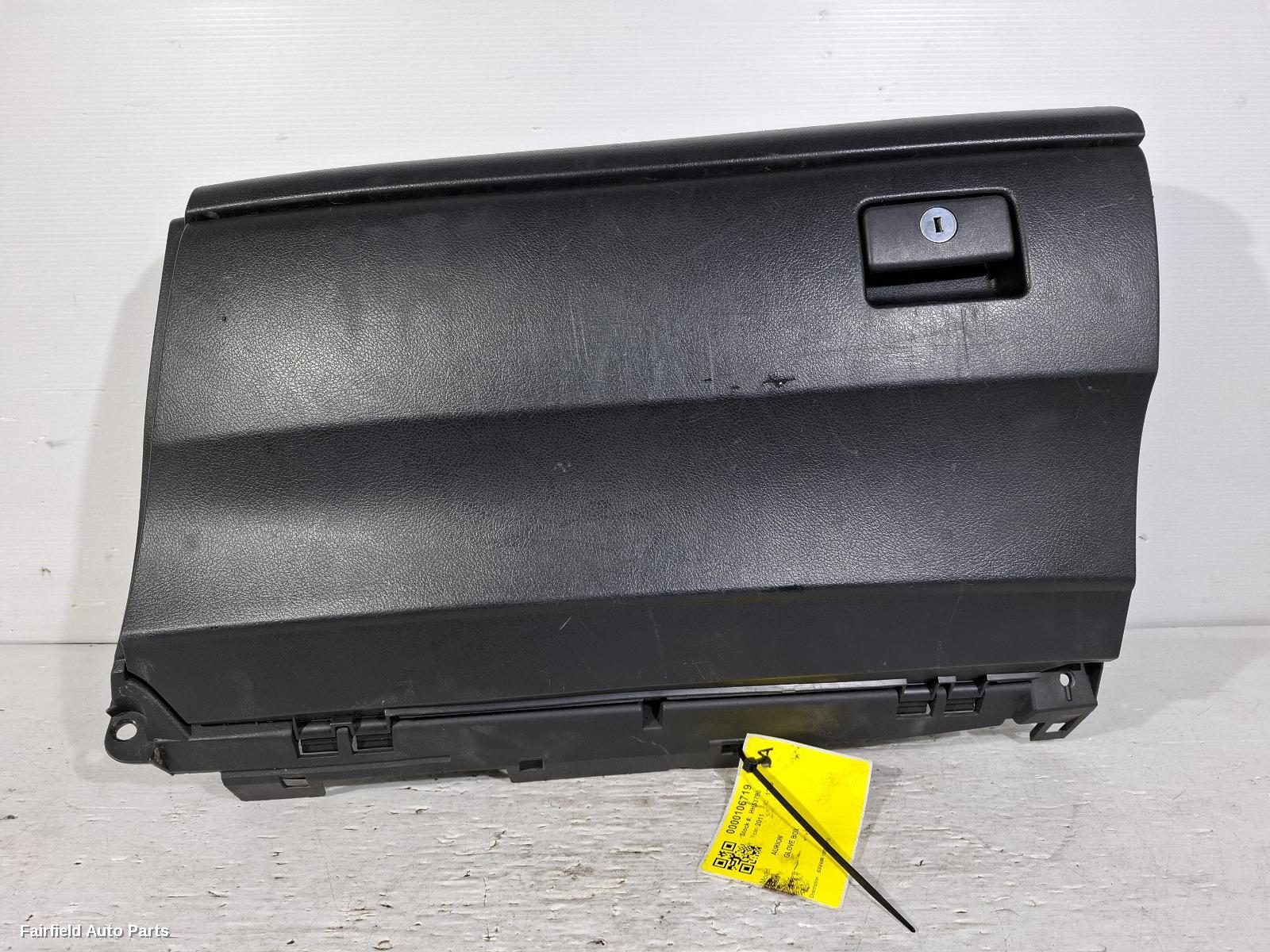 2006-2012 Toyota Aurion Glove Box