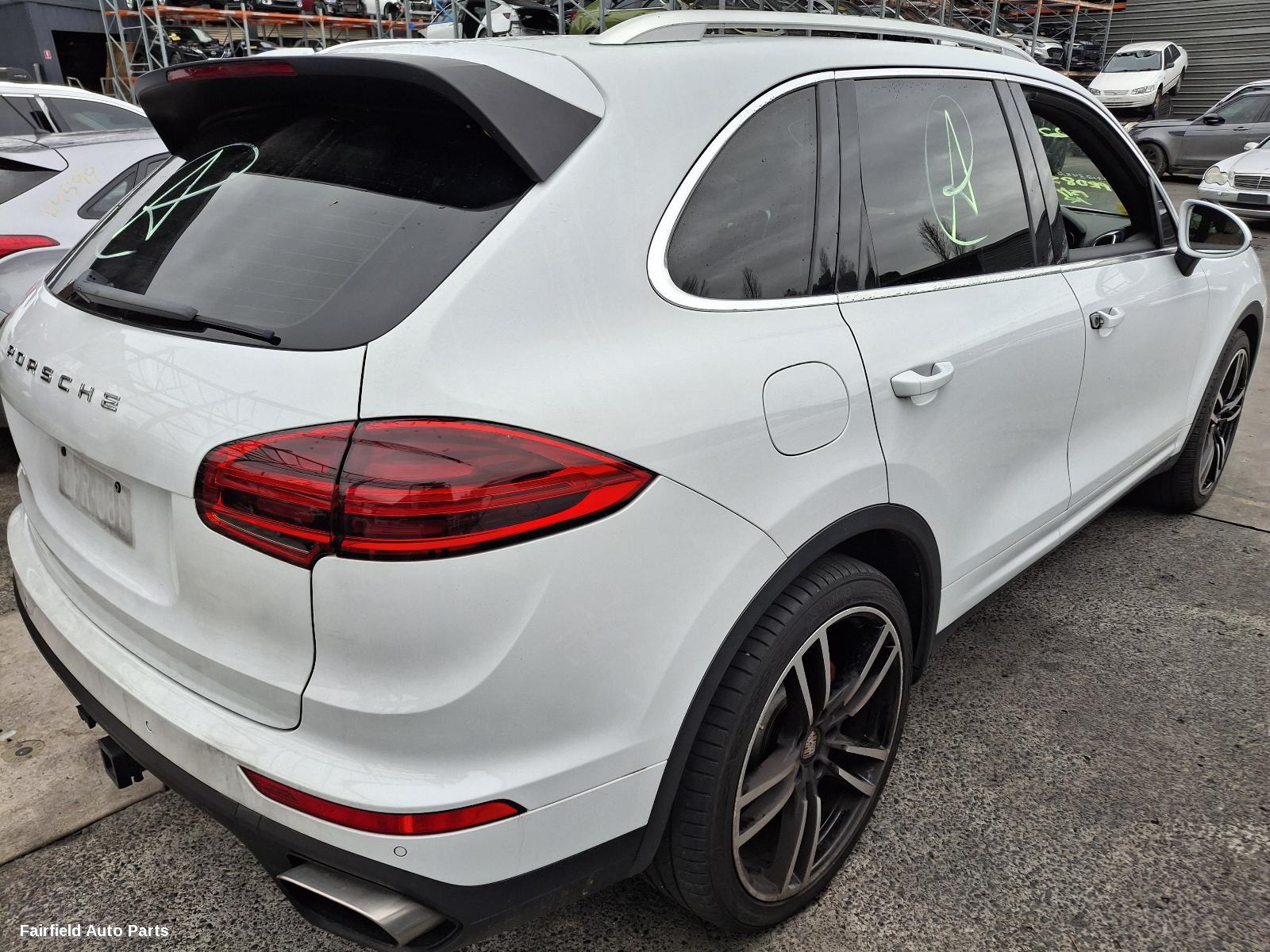 2015 Porsche Cayenne Instrument Cluster