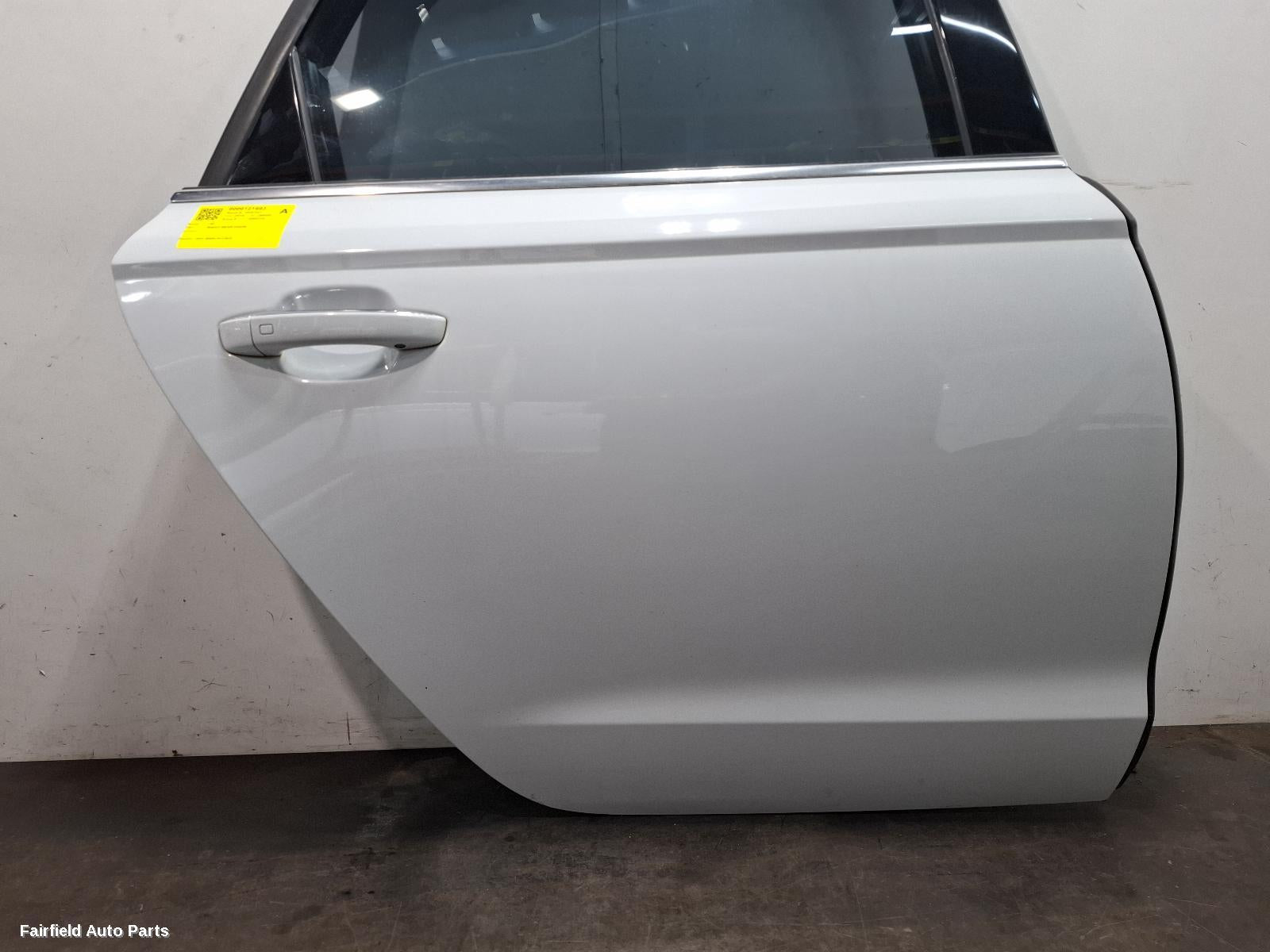 2011-2018 Audi A6 Right Rear Door Sliding