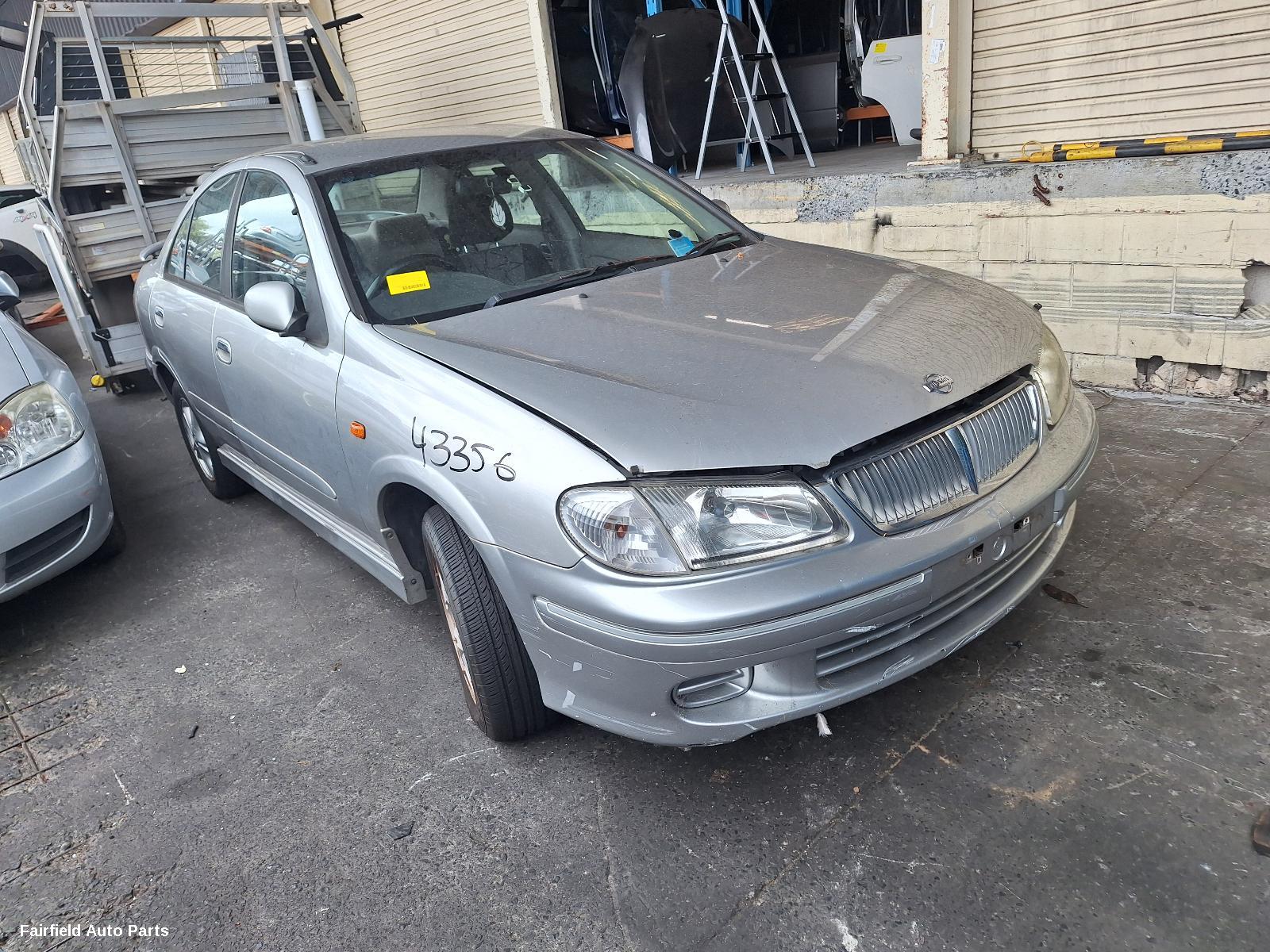 2003 Nissan Pulsar Left Taillight