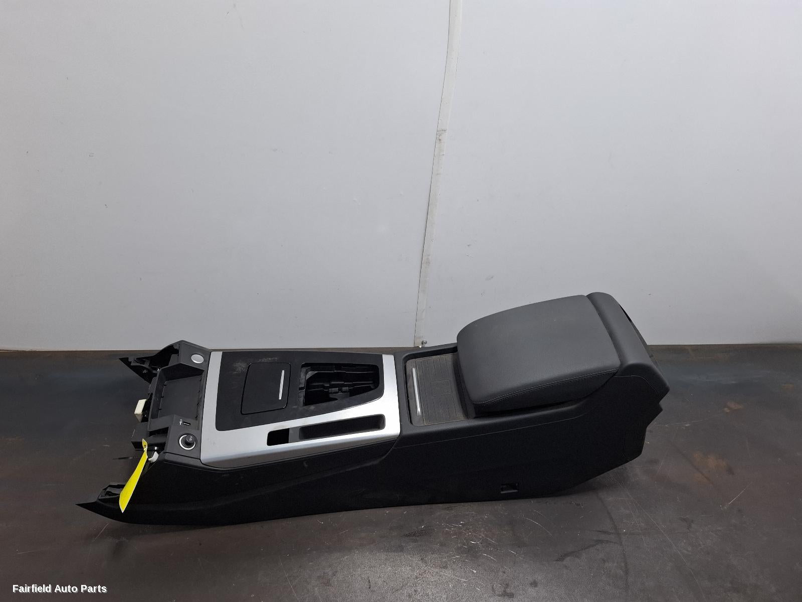 2017-2025 Audi Q5 Console