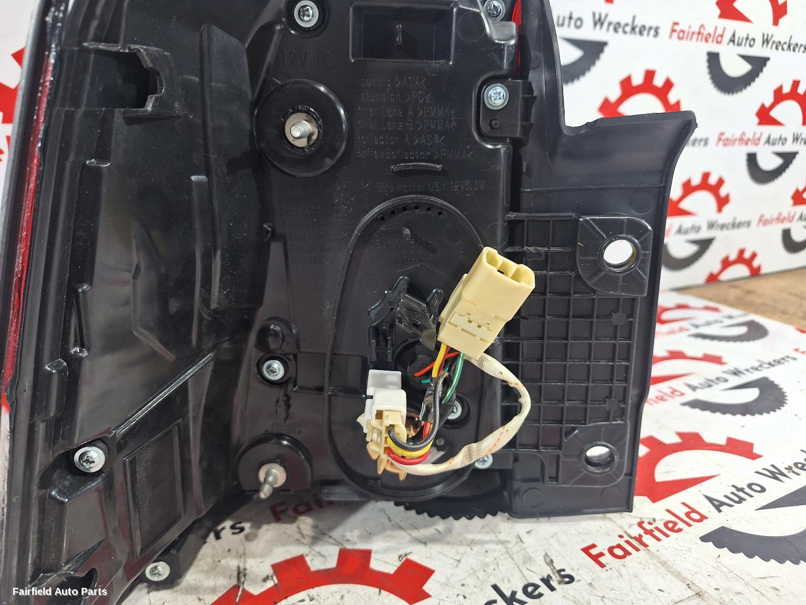 2014 Lexus Lx Series Right Taillight