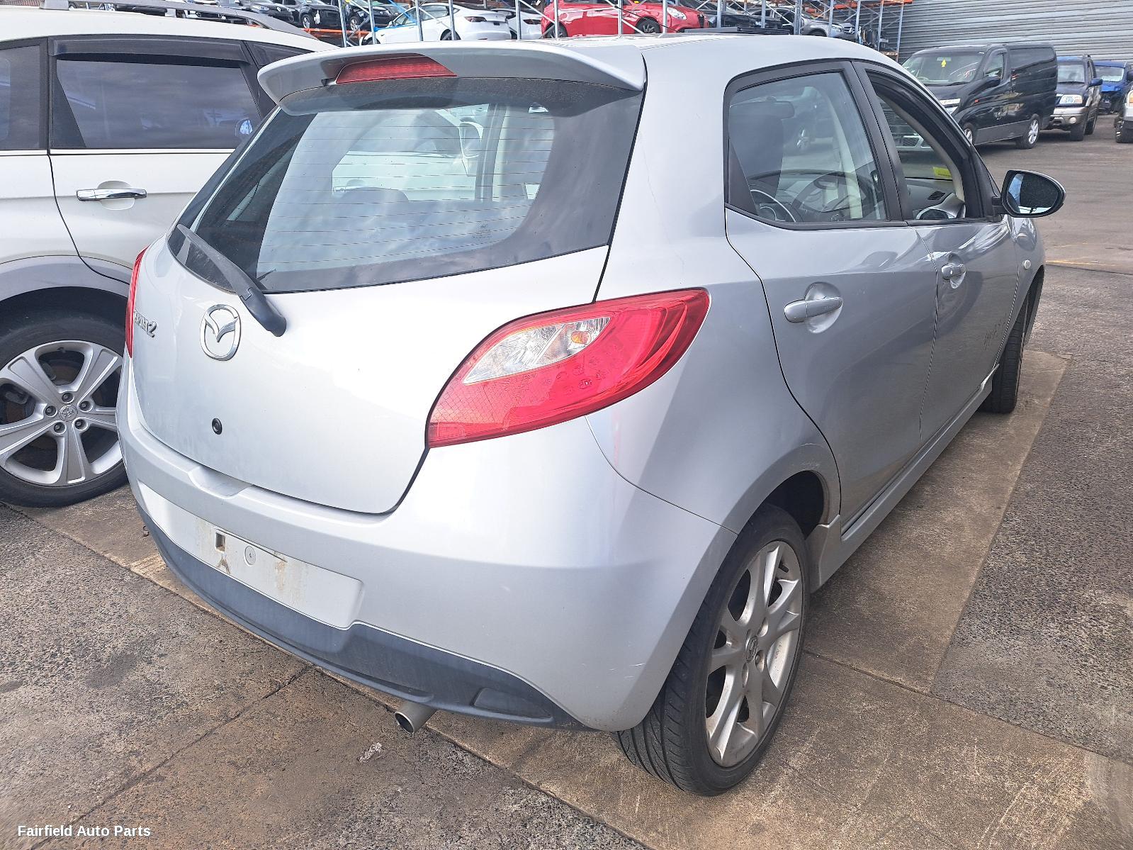 2009 Mazda 2 Left Headlamp