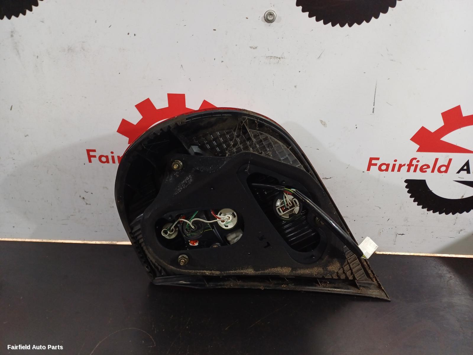 2002-2004 Toyota Camry Left Taillight