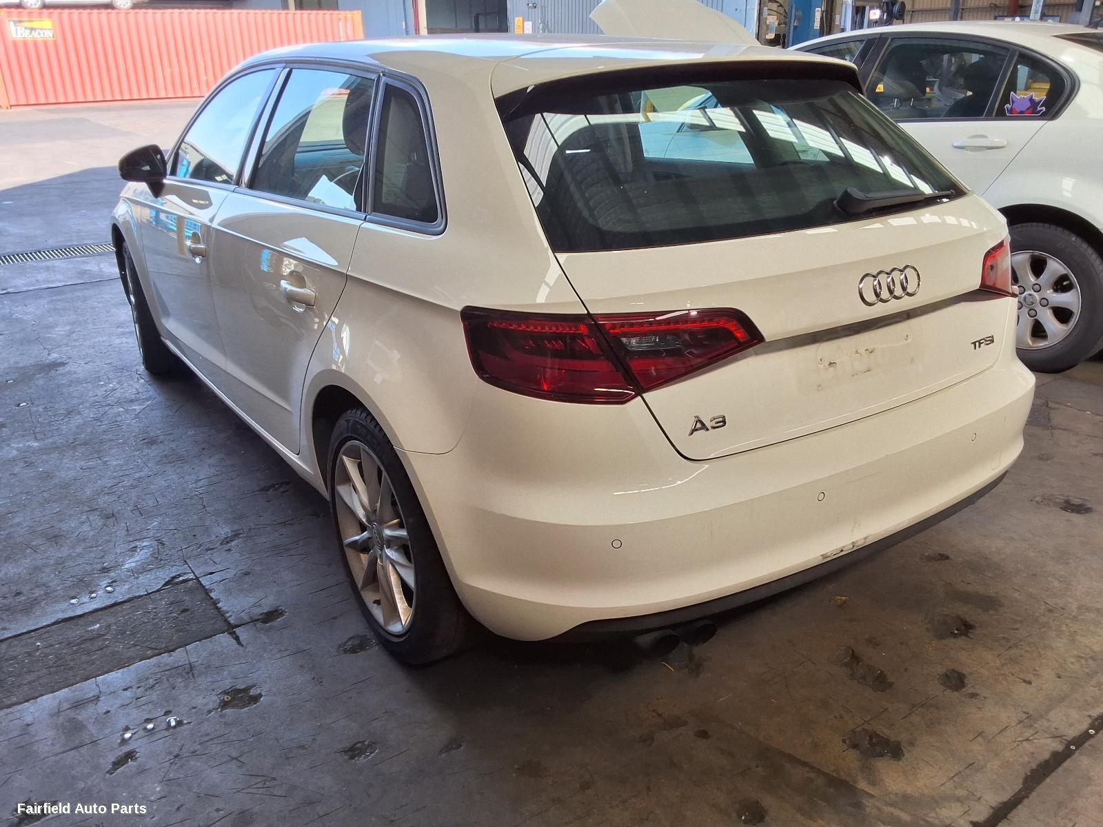 2013 Audi A3 Left Front Door