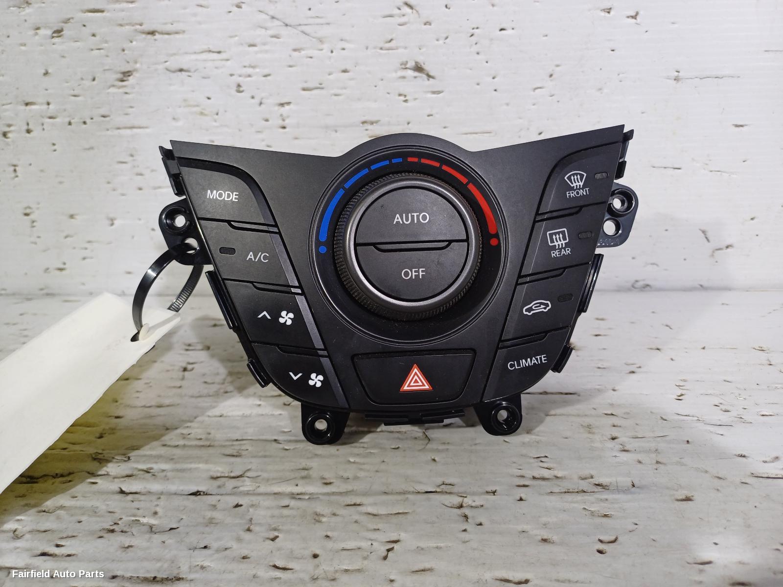 2011-2018 Hyundai Veloster Heater Ac Controls
