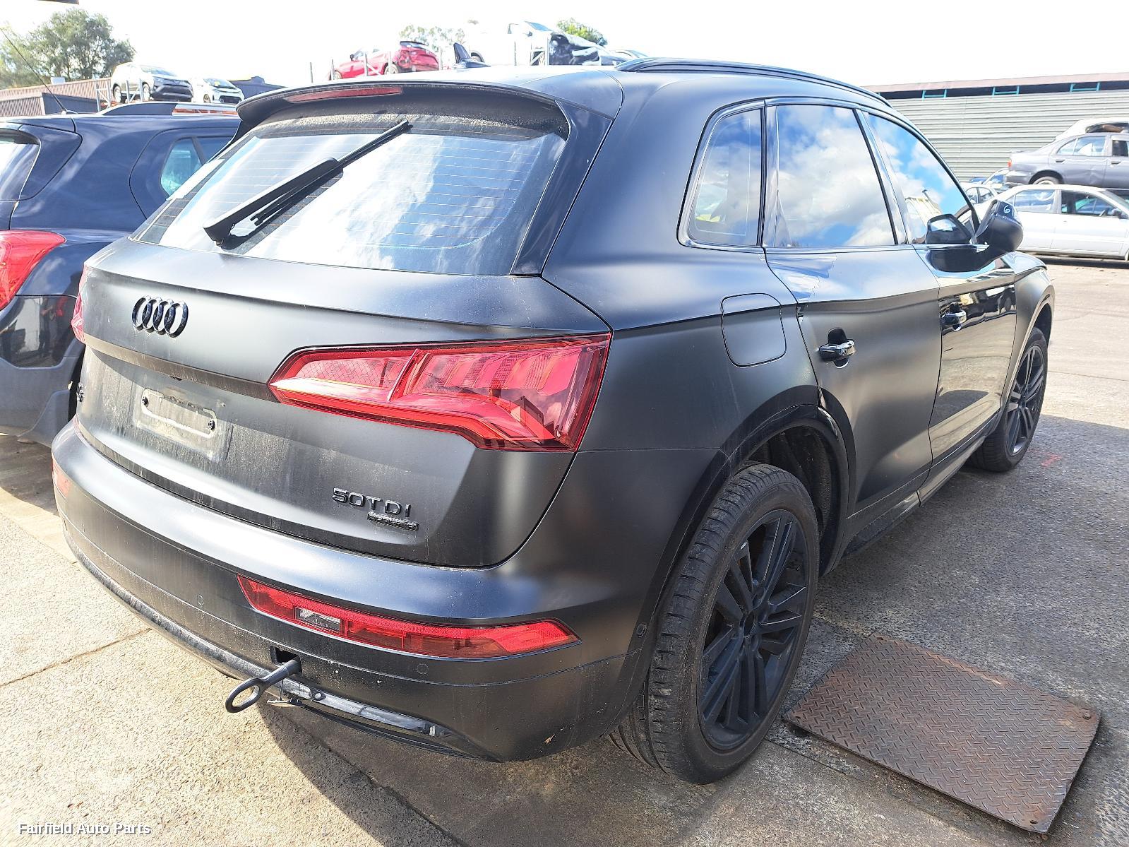 2019 Audi Q5 Left Taillight